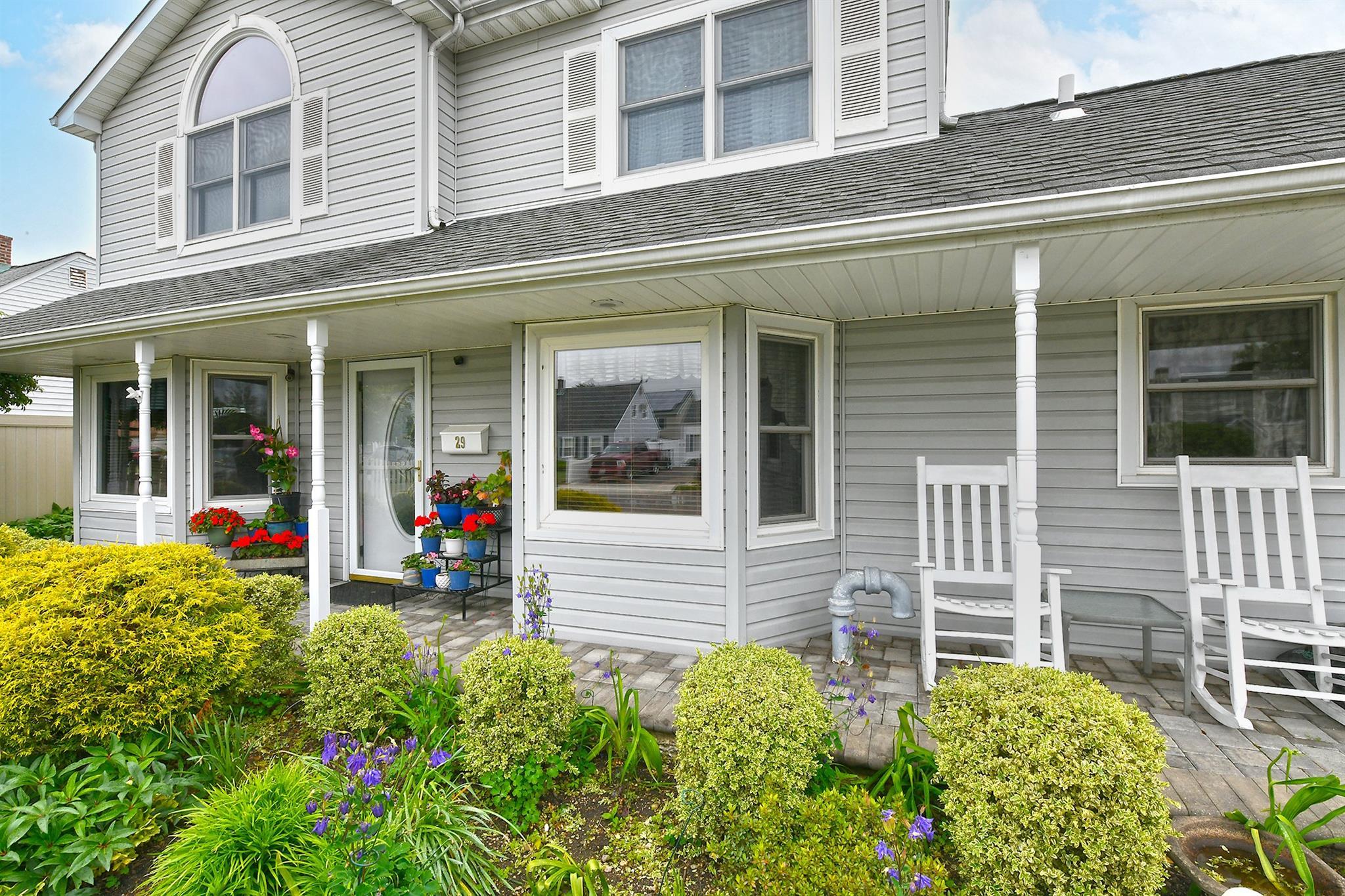 Single Family Andrew  Nassau County, NY 11756, MLS-872526-4