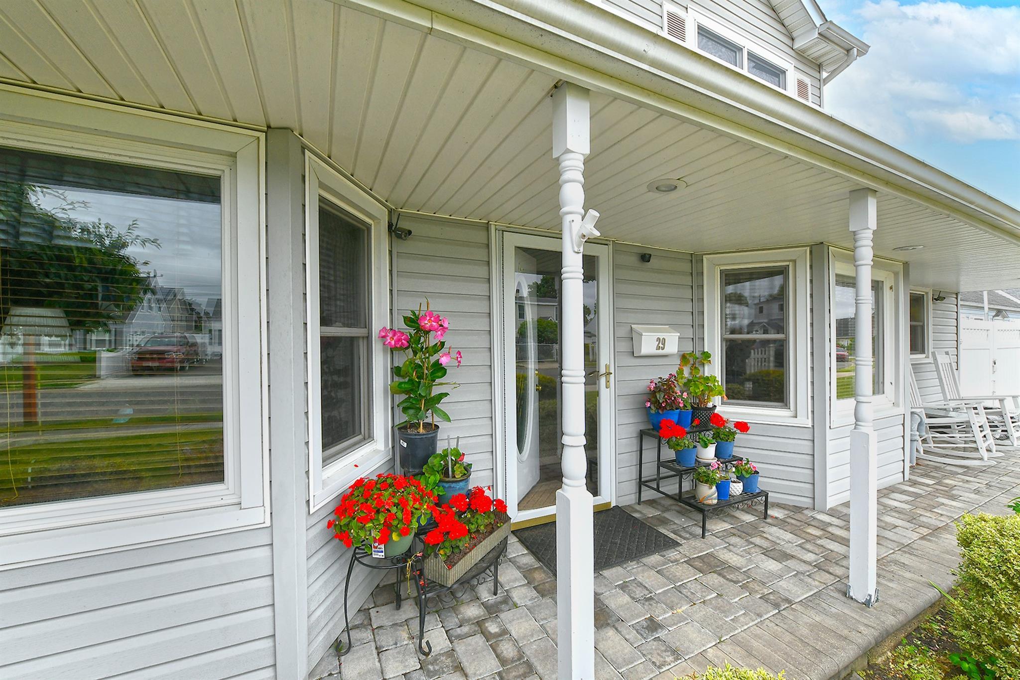Single Family Andrew  Nassau County, NY 11756, MLS-872526-5