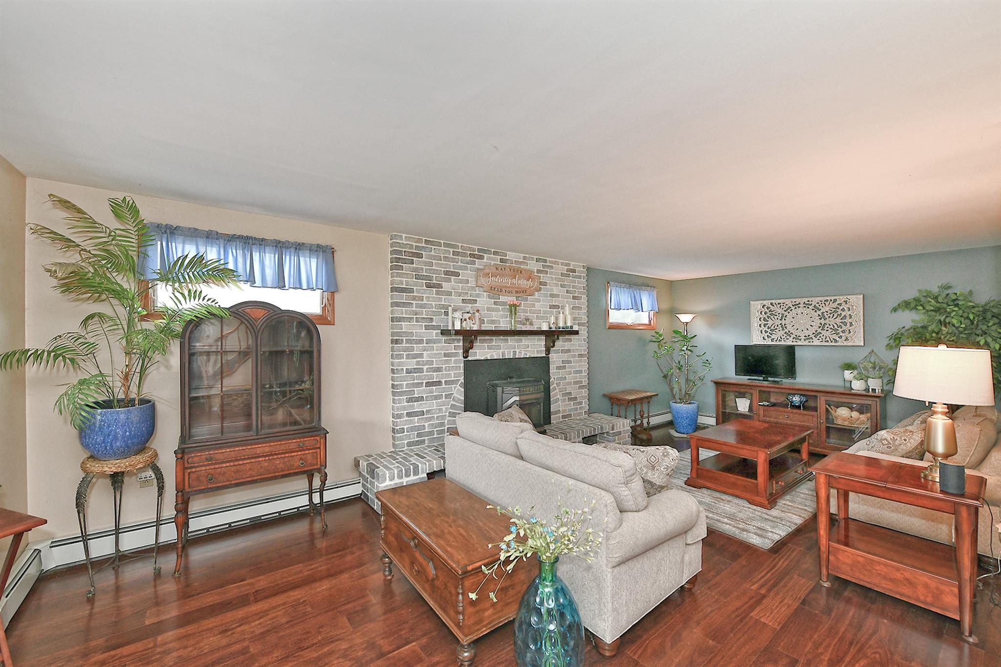Single Family Andrew  Nassau County, NY 11756, MLS-872526-8