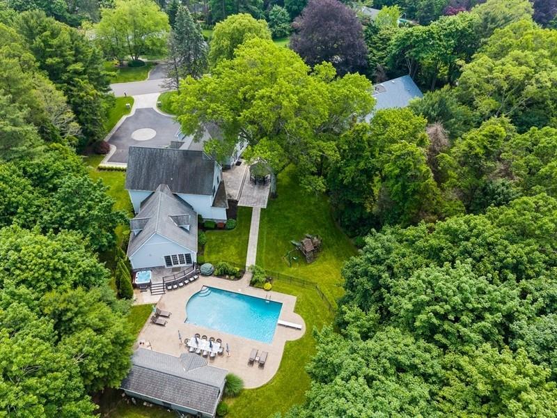Single Family The Brae  Nassau County, NY 11797, MLS-872528-47