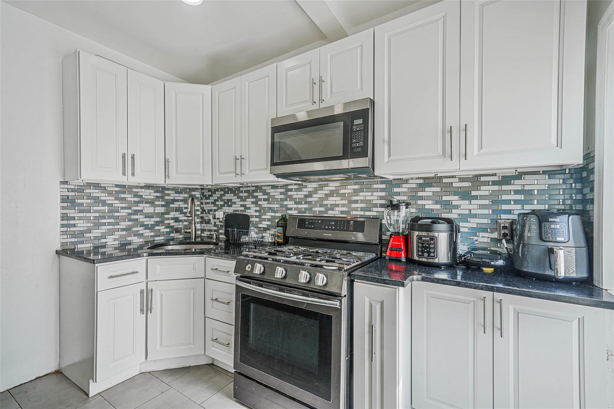 Single Family 110th  Queens, NY 11418, MLS-872534-14