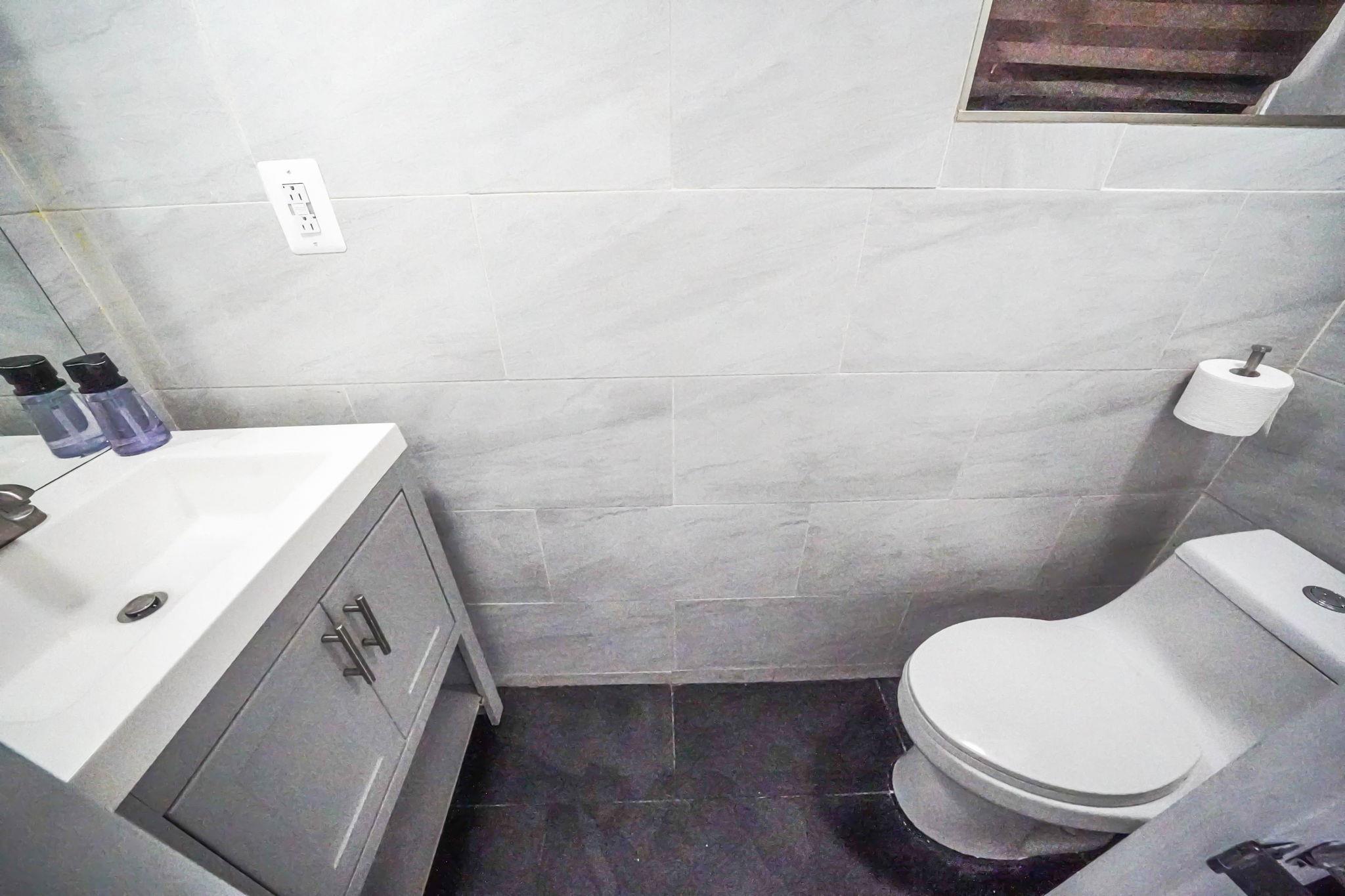 Single Family 110th  Queens, NY 11418, MLS-872534-22