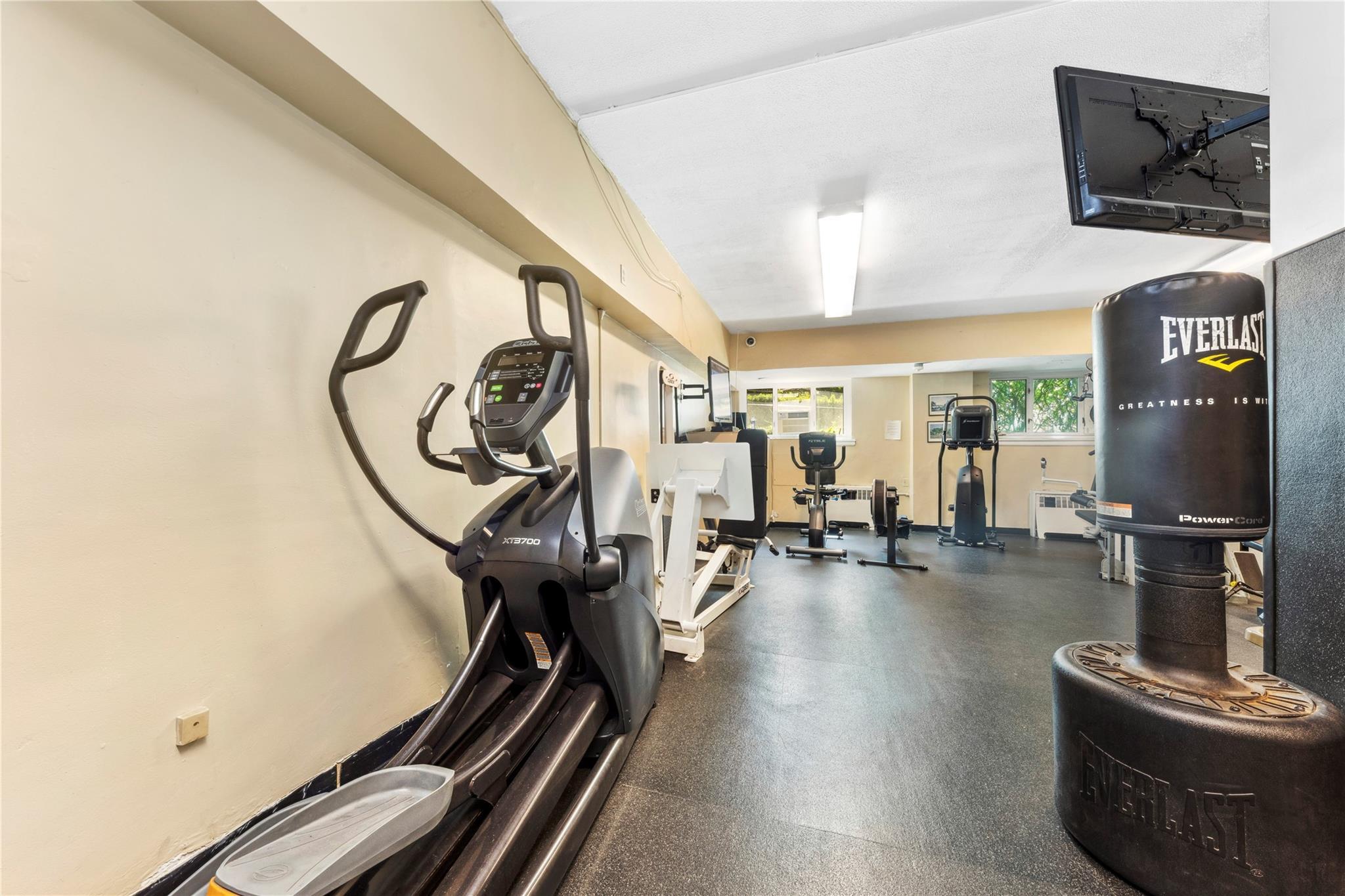 Coop Henry Hudson  Bronx, NY 10471, MLS-872545-12