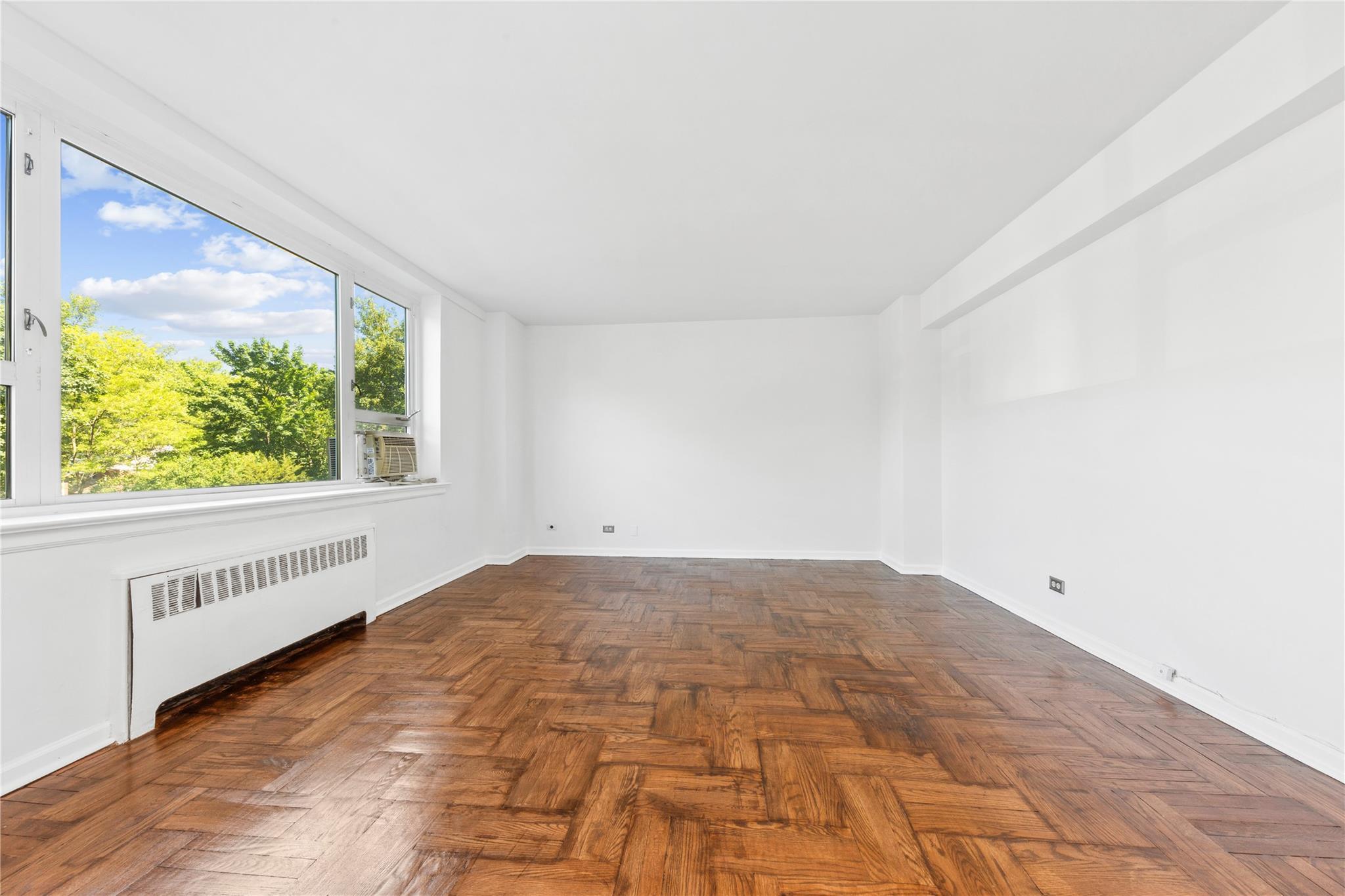 Coop Henry Hudson  Bronx, NY 10471, MLS-872545-3