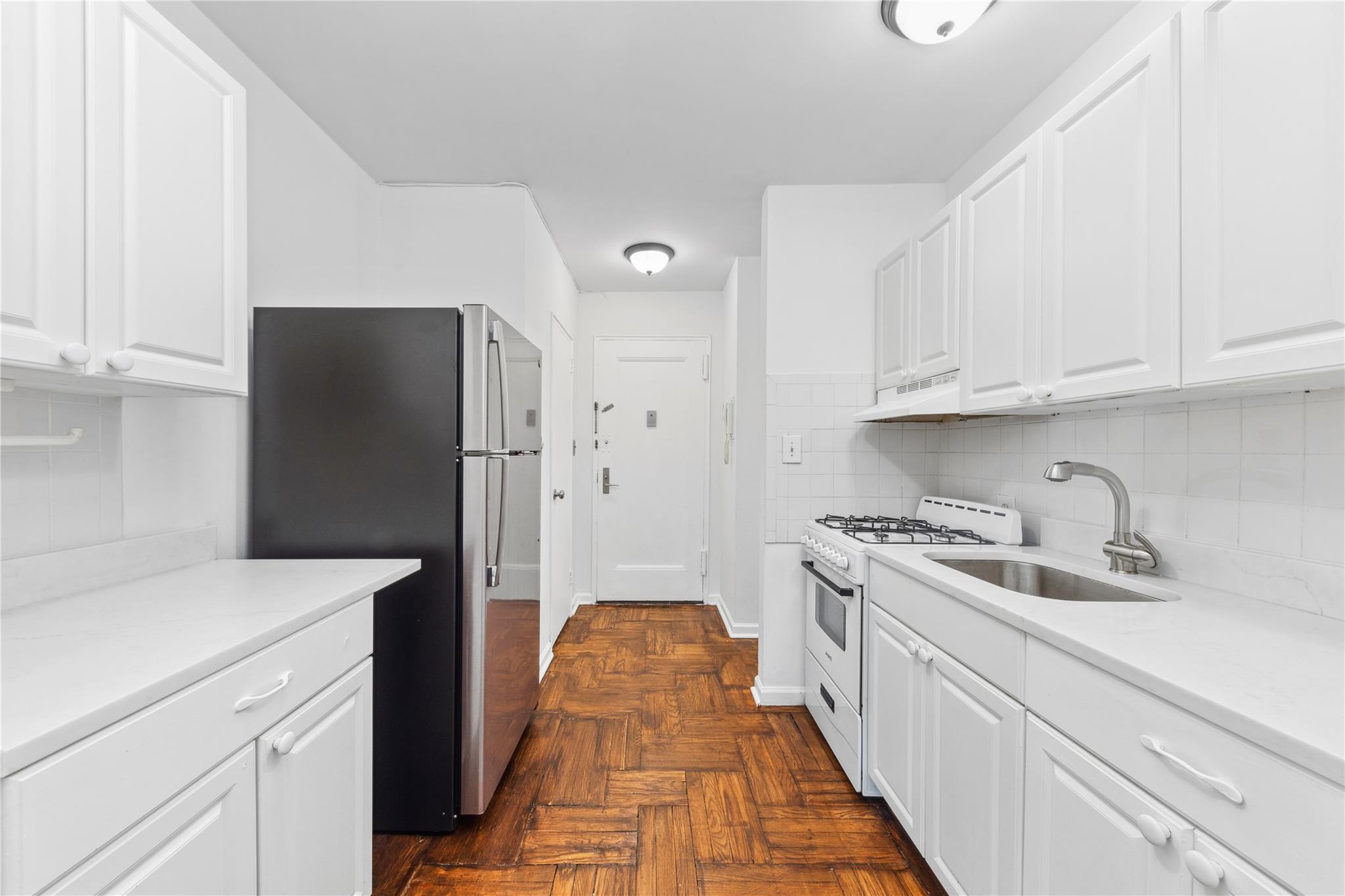 Coop Henry Hudson  Bronx, NY 10471, MLS-872545-5
