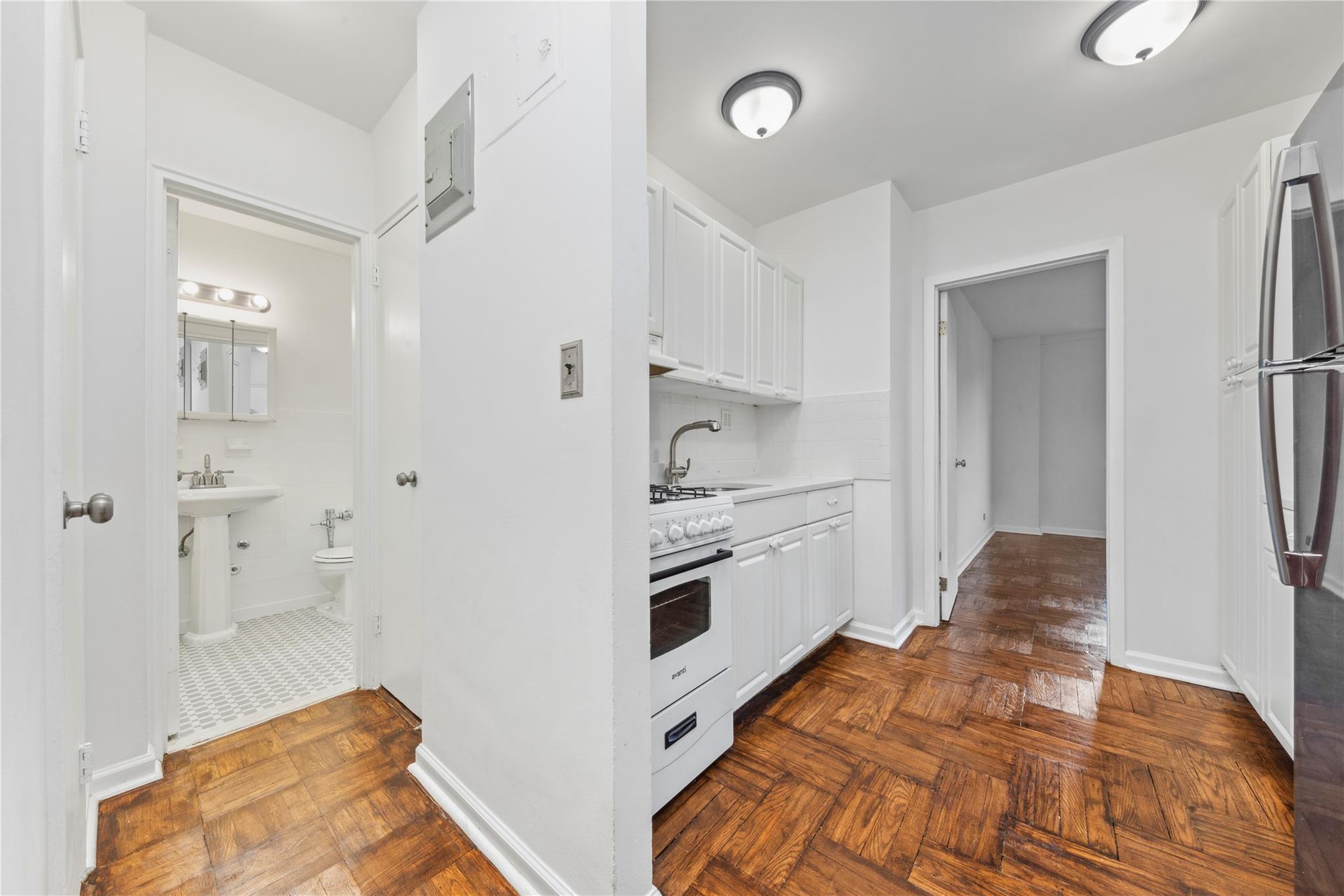 Coop Henry Hudson  Bronx, NY 10471, MLS-872545-6