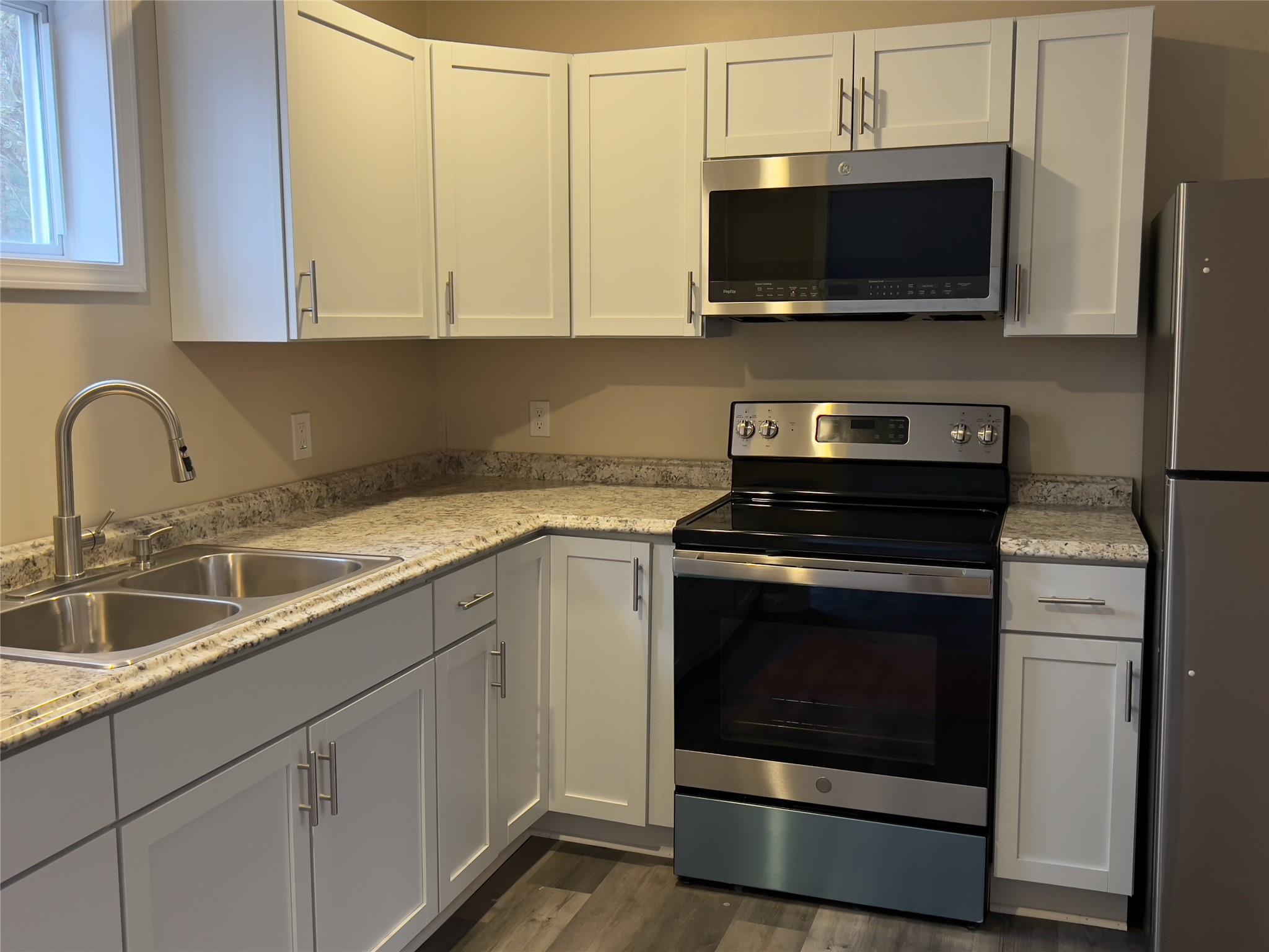 Single Family Pinewood  Sullivan County, NY 12726, MLS-872549-9