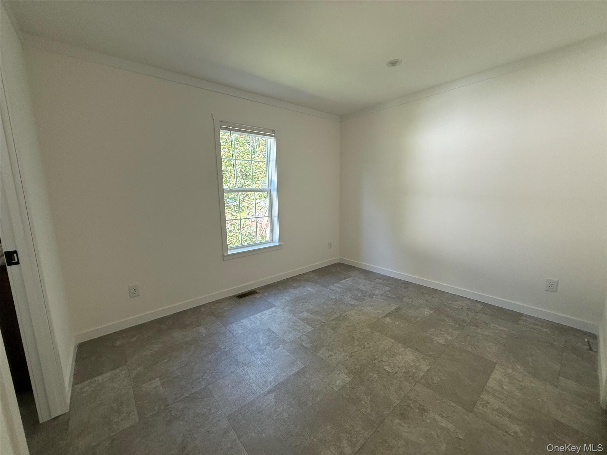 Single Family Forest Park (aka William St)  Ulster County, NY 12589, MLS-872552-13