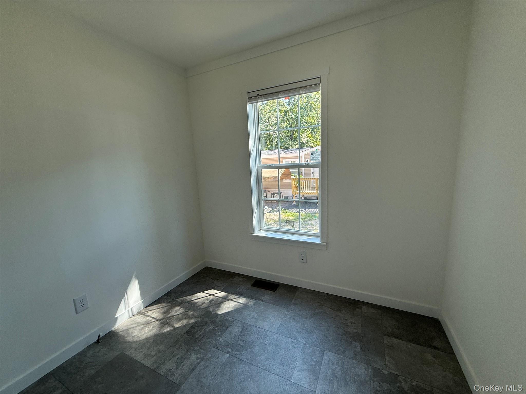 Single Family Forest Park (aka William St)  Ulster County, NY 12589, MLS-872552-14