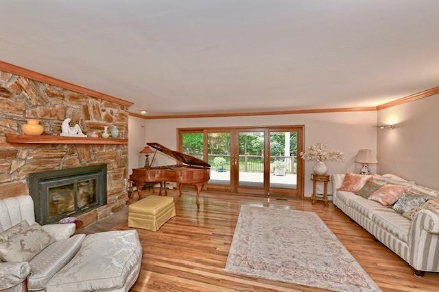 Single Family Wooded  Suffolk County, NY 11743, MLS-872587-4