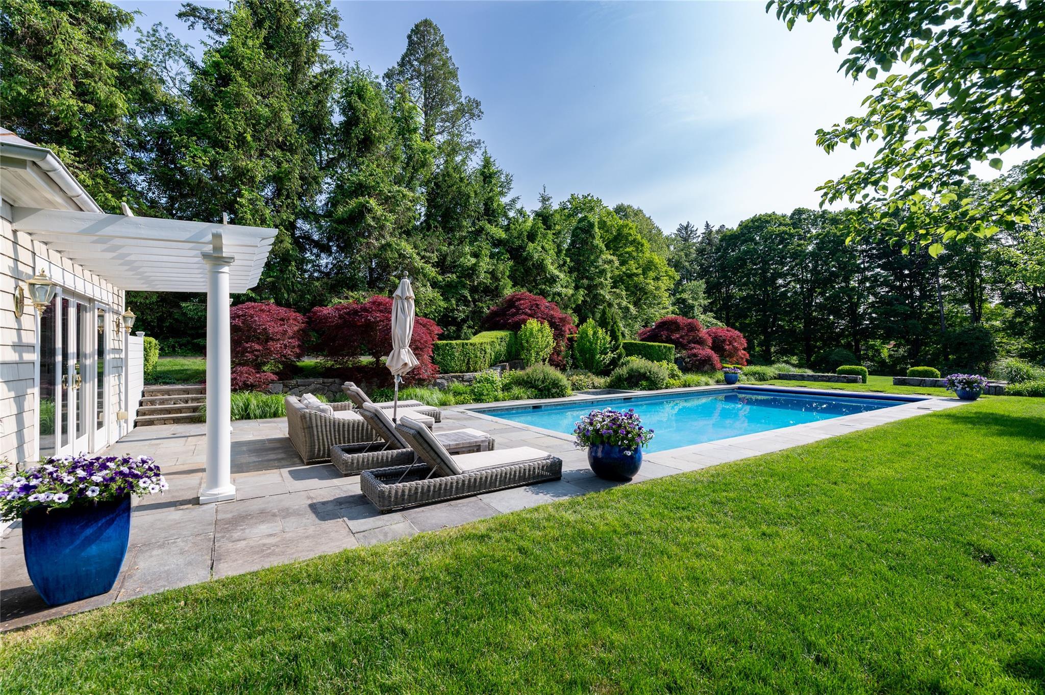 Single Family Great Hill Farms Westchester County, NY 10506, MLS-872591-38