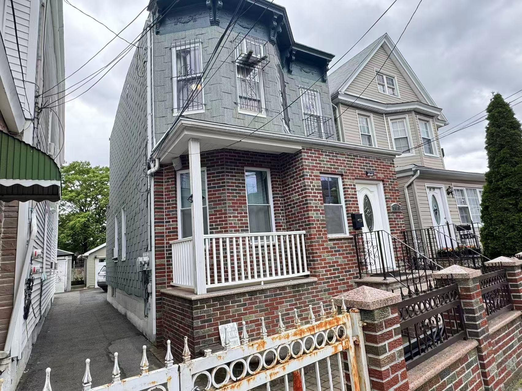 Single Family 35th  Queens, NY 11368, MLS-872599-2
