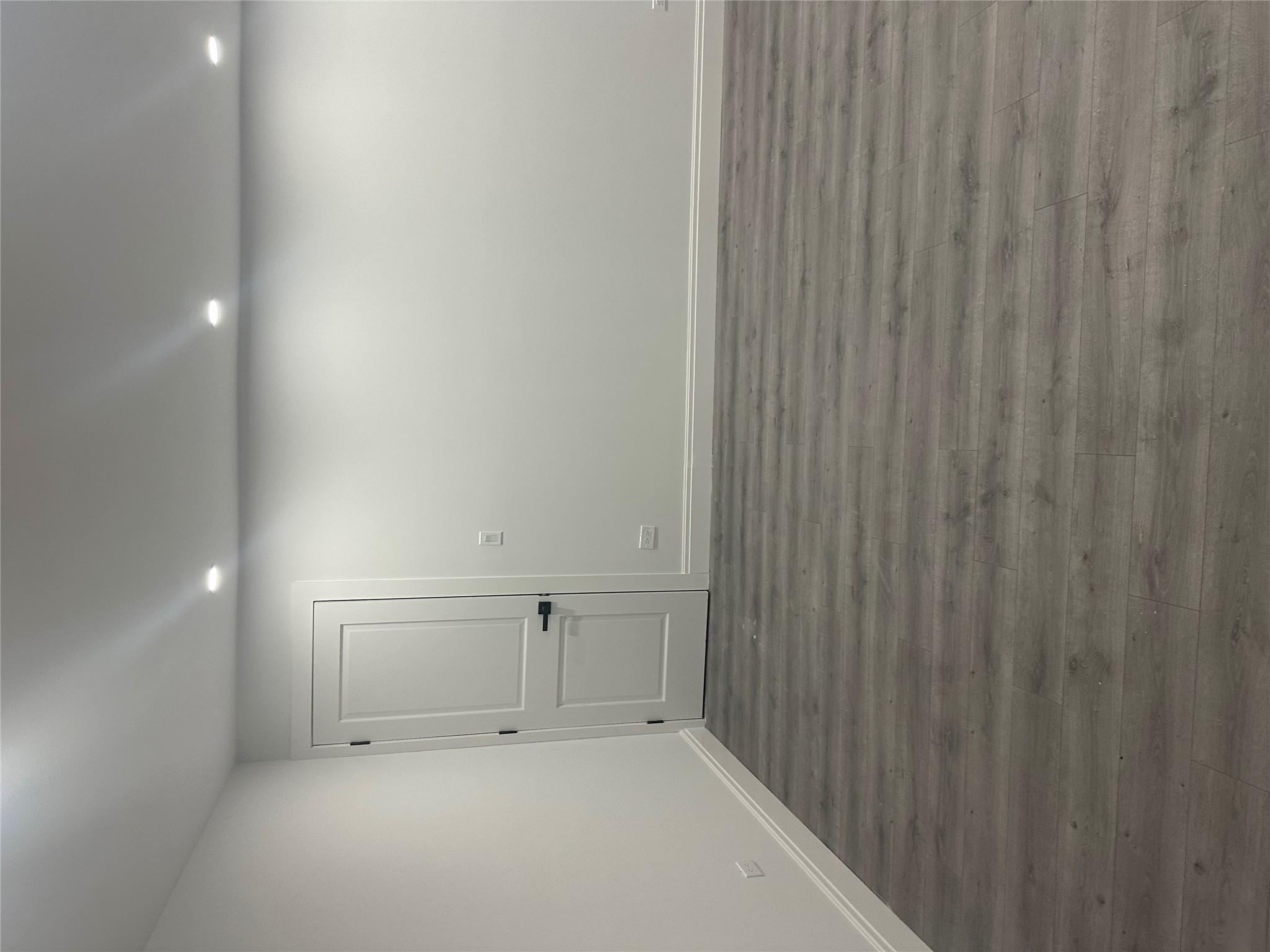 Single Family Tenbroeck Ave  Bronx, NY 10461, MLS-872608-21