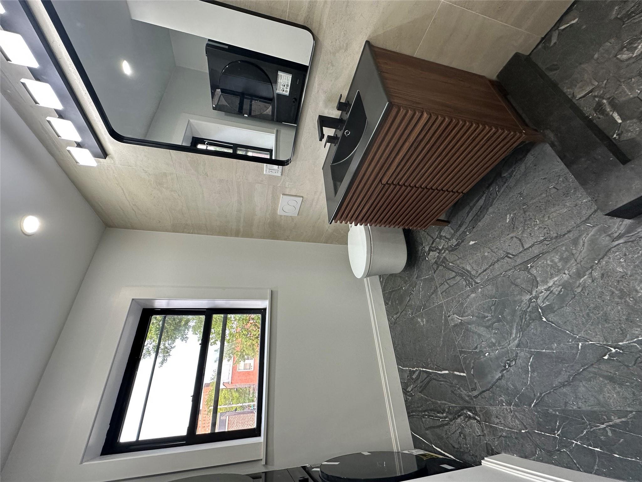Single Family Tenbroeck Ave  Bronx, NY 10461, MLS-872608-6