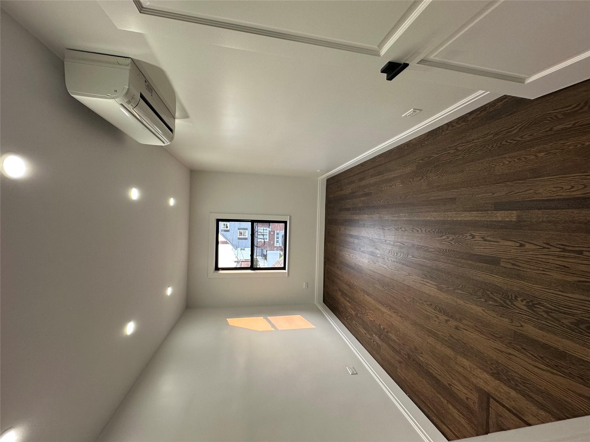 Single Family Tenbroeck Ave  Bronx, NY 10461, MLS-872608-7