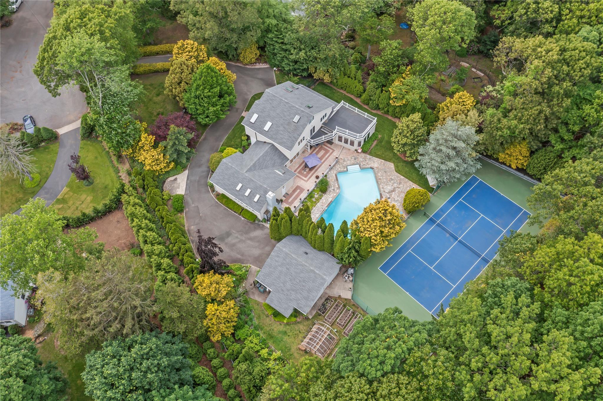 Single Family Oakmere  Suffolk County, NY 11768, MLS-872613-38