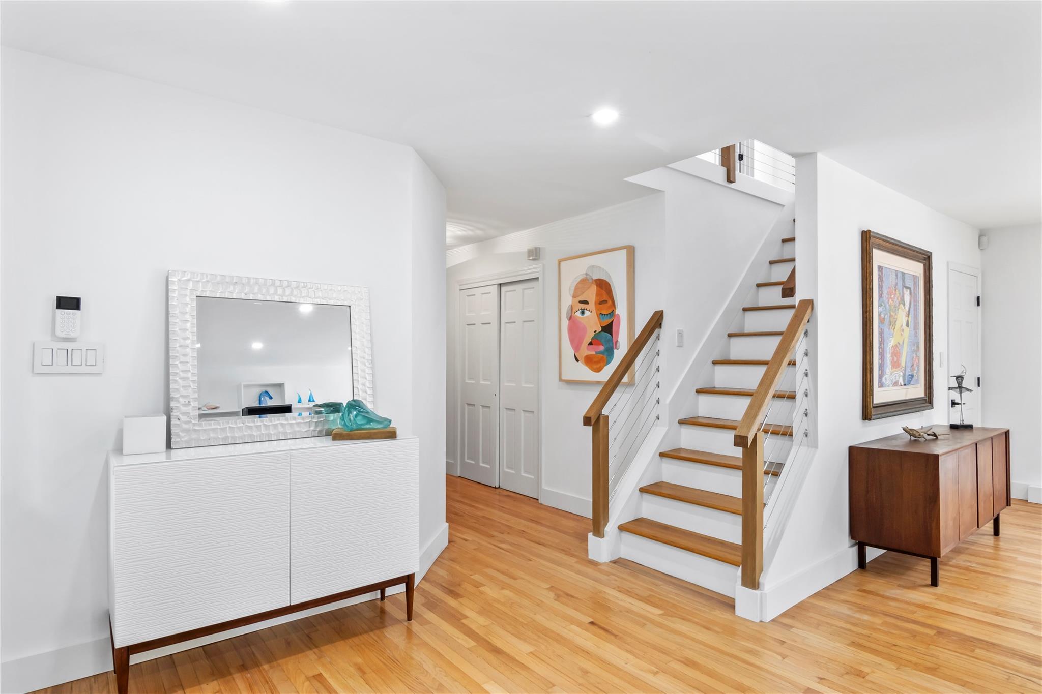 Single Family Oakmere  Suffolk County, NY 11768, MLS-872613-5