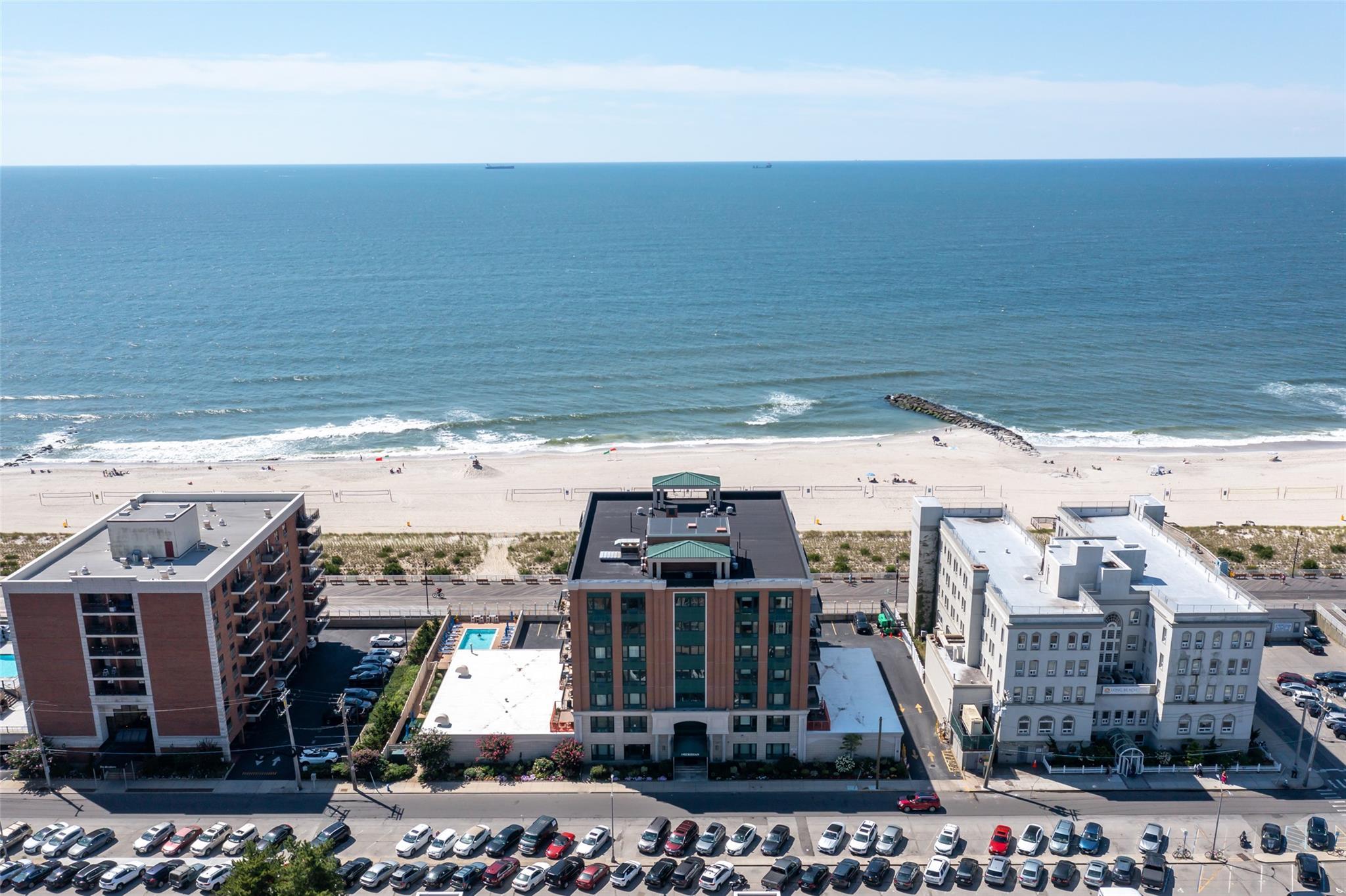 Condo Broadway  Nassau County, NY 11561, MLS-872632-4