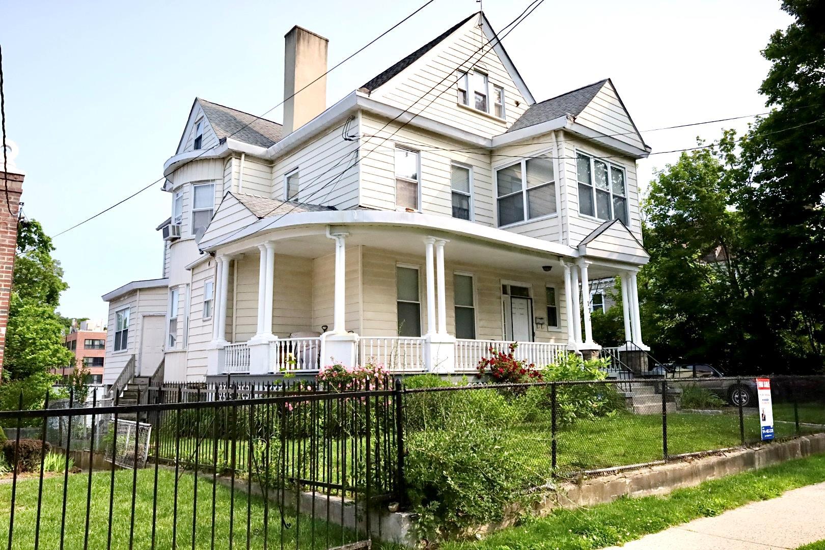 Single Family Fisher  Westchester County, NY 10606, MLS-872647-2