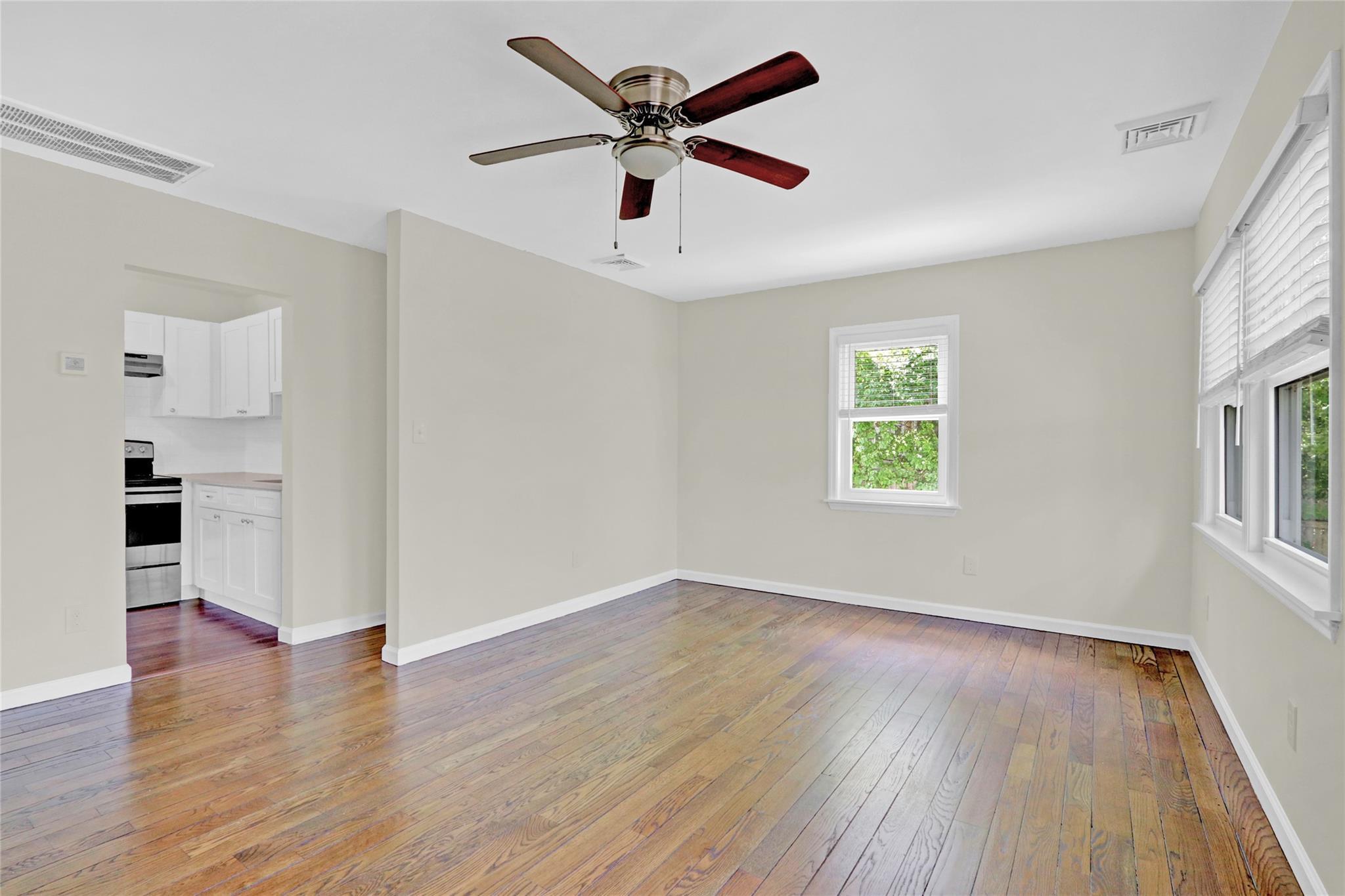 Single Family River  Suffolk County, NY 11933, MLS-872663-5