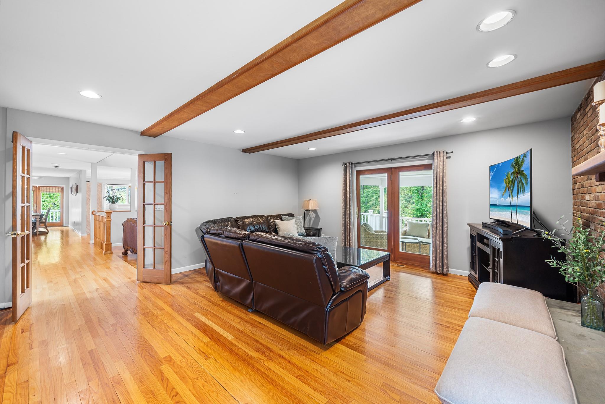 Single Family Mcdonald  Westchester County, NY 10562, MLS-872665-20