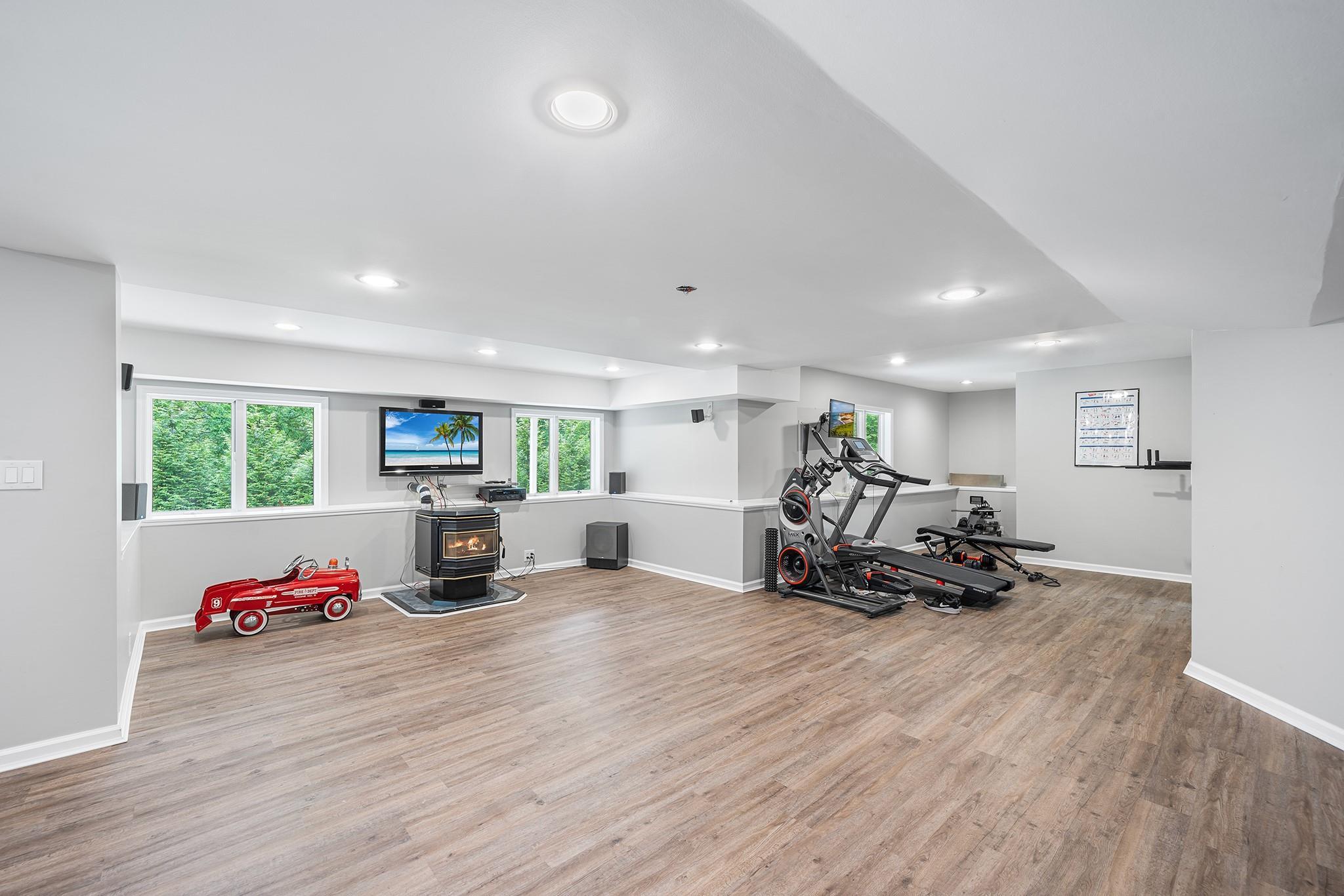 Single Family Mcdonald  Westchester County, NY 10562, MLS-872665-41