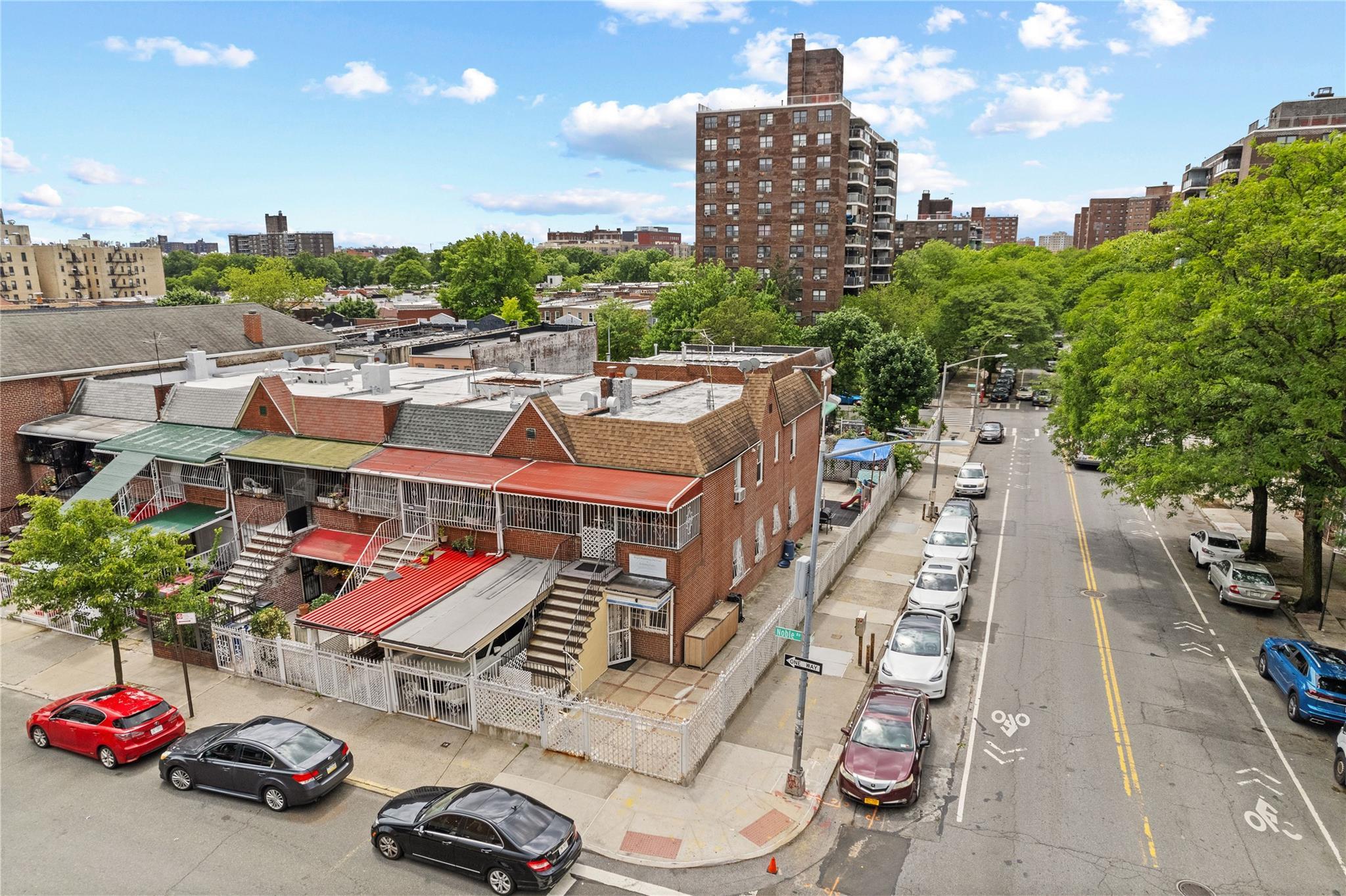 Single Family Noble  Bronx, NY 10472, MLS-872668-2