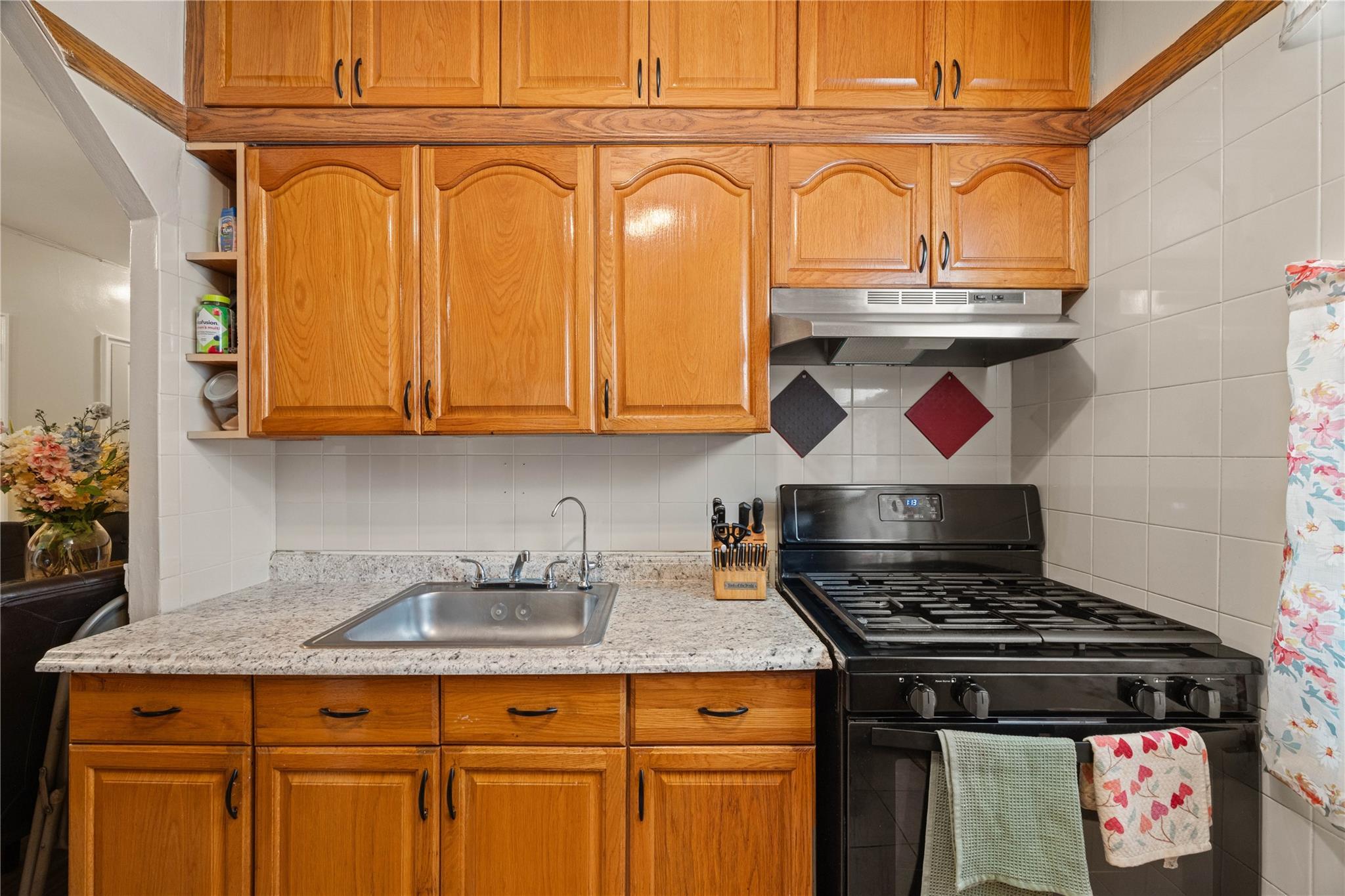 Single Family Noble  Bronx, NY 10472, MLS-872668-26