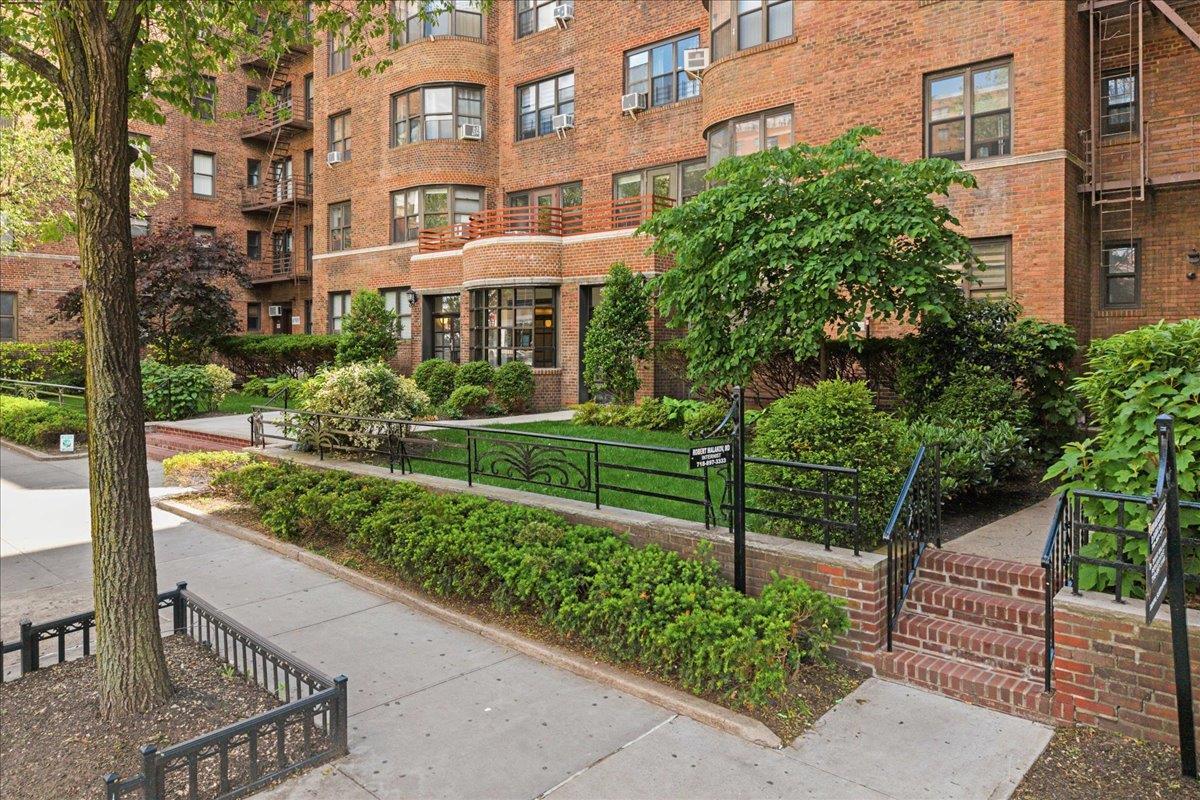 Coop Queens Blvd  Queens, NY 11374, MLS-872670-2