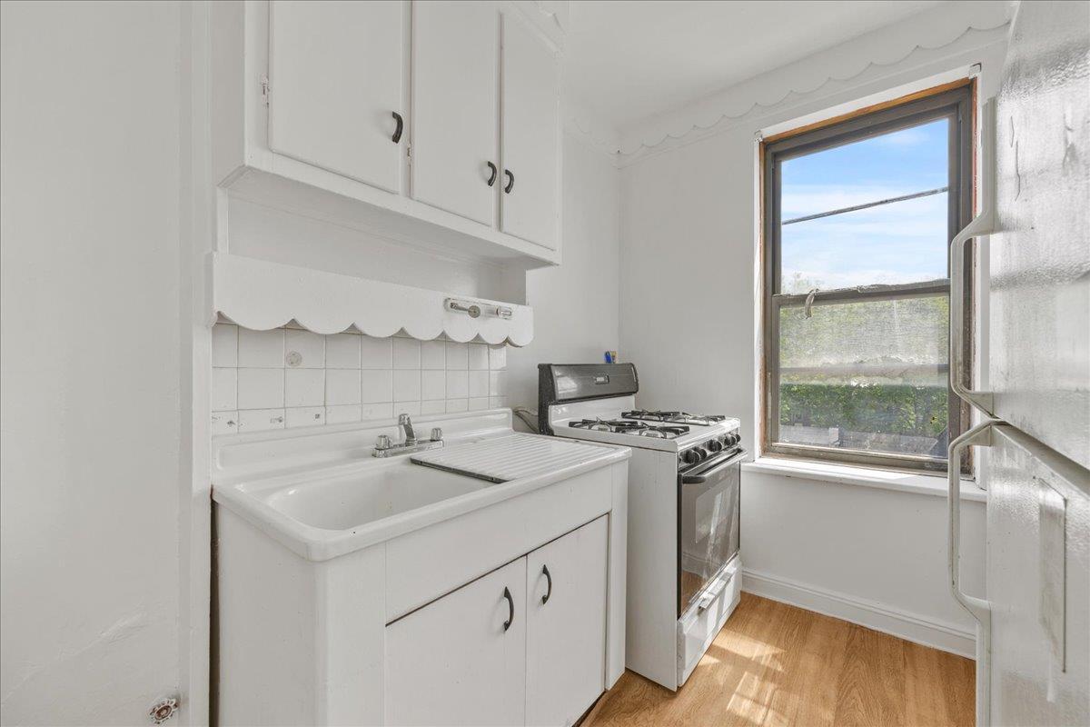 Coop Queens Blvd  Queens, NY 11374, MLS-872670-21