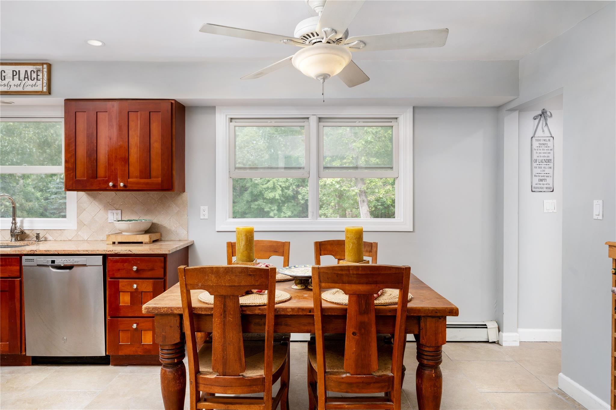 Single Family Laurel  Suffolk County, NY 11792, MLS-872671-8
