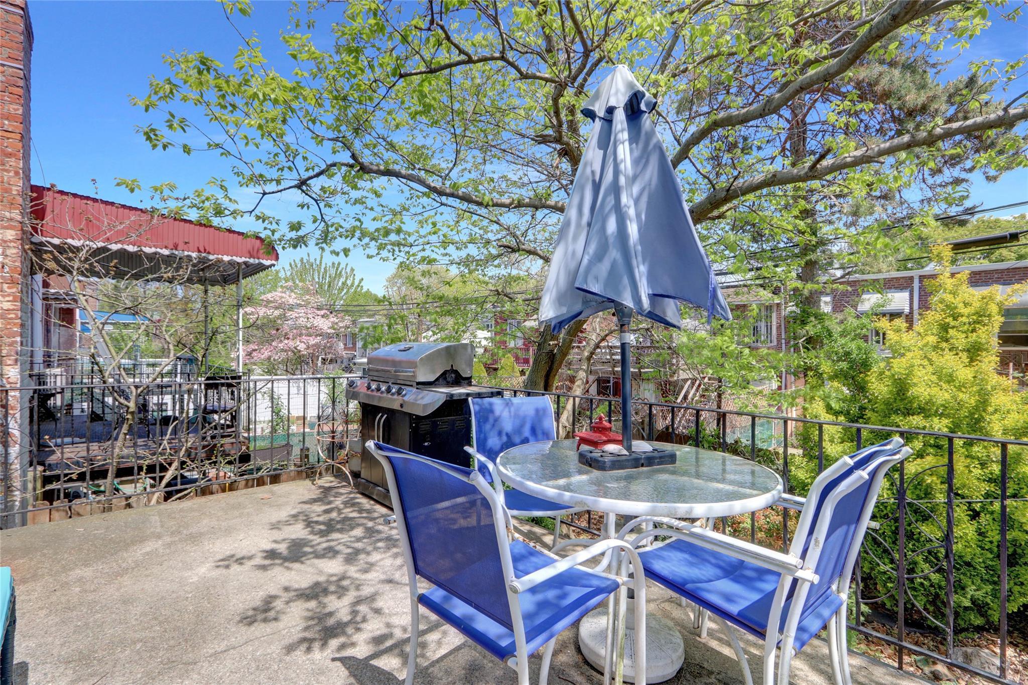 Single Family Bedford  Brooklyn, NY 11229, MLS-872682-14