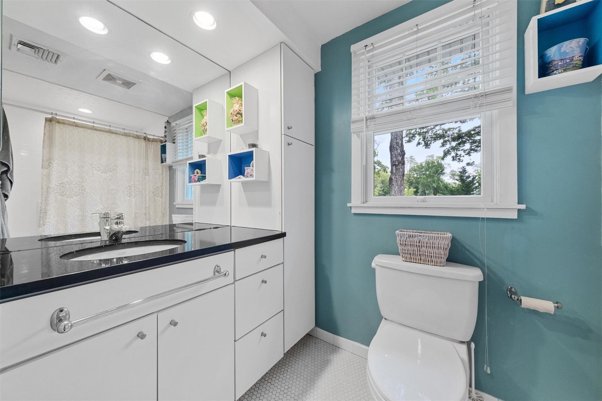 Single Family Hughes  Westchester County, NY 10520, MLS-872686-31