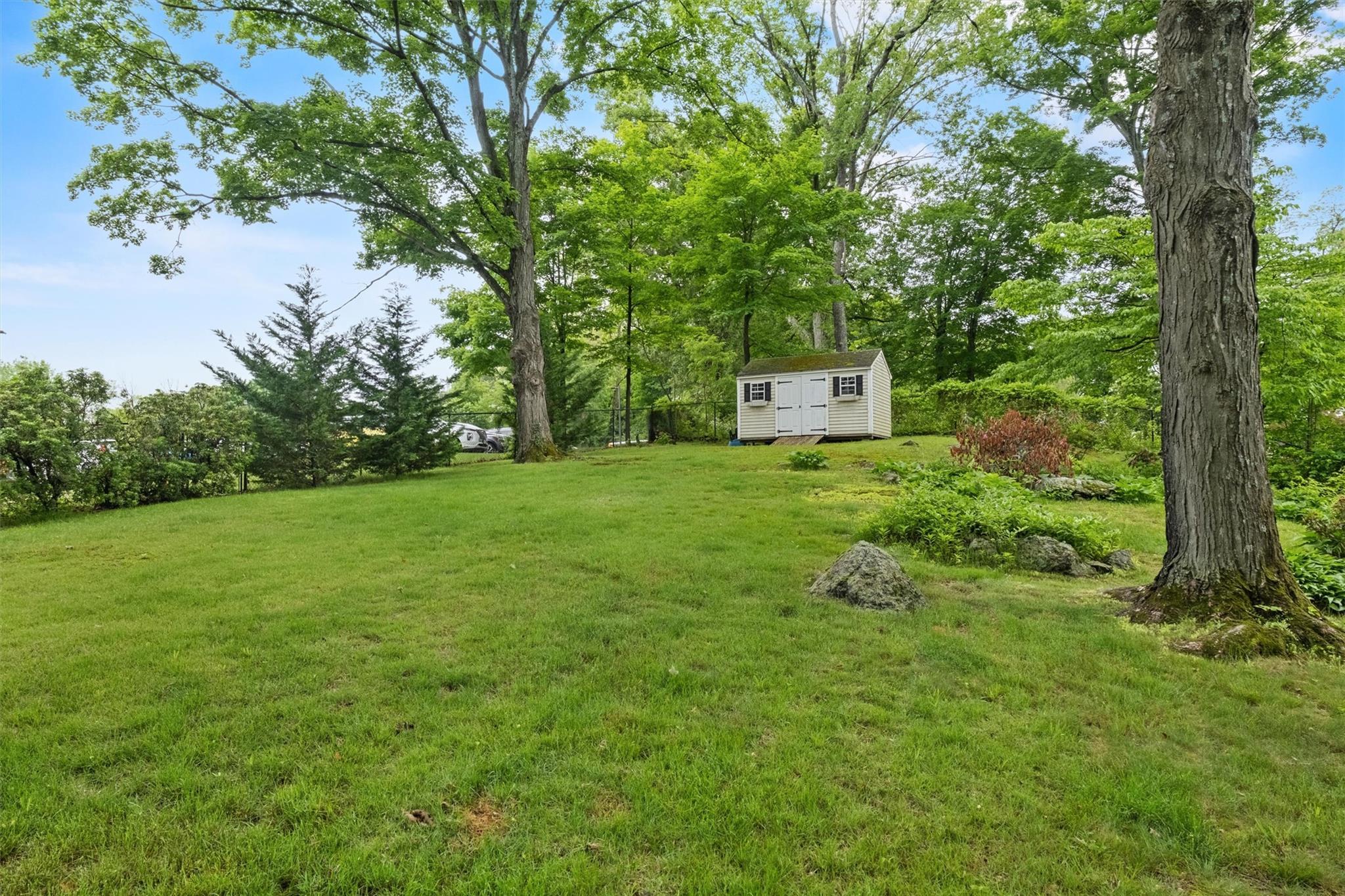 Single Family Hughes  Westchester County, NY 10520, MLS-872686-40