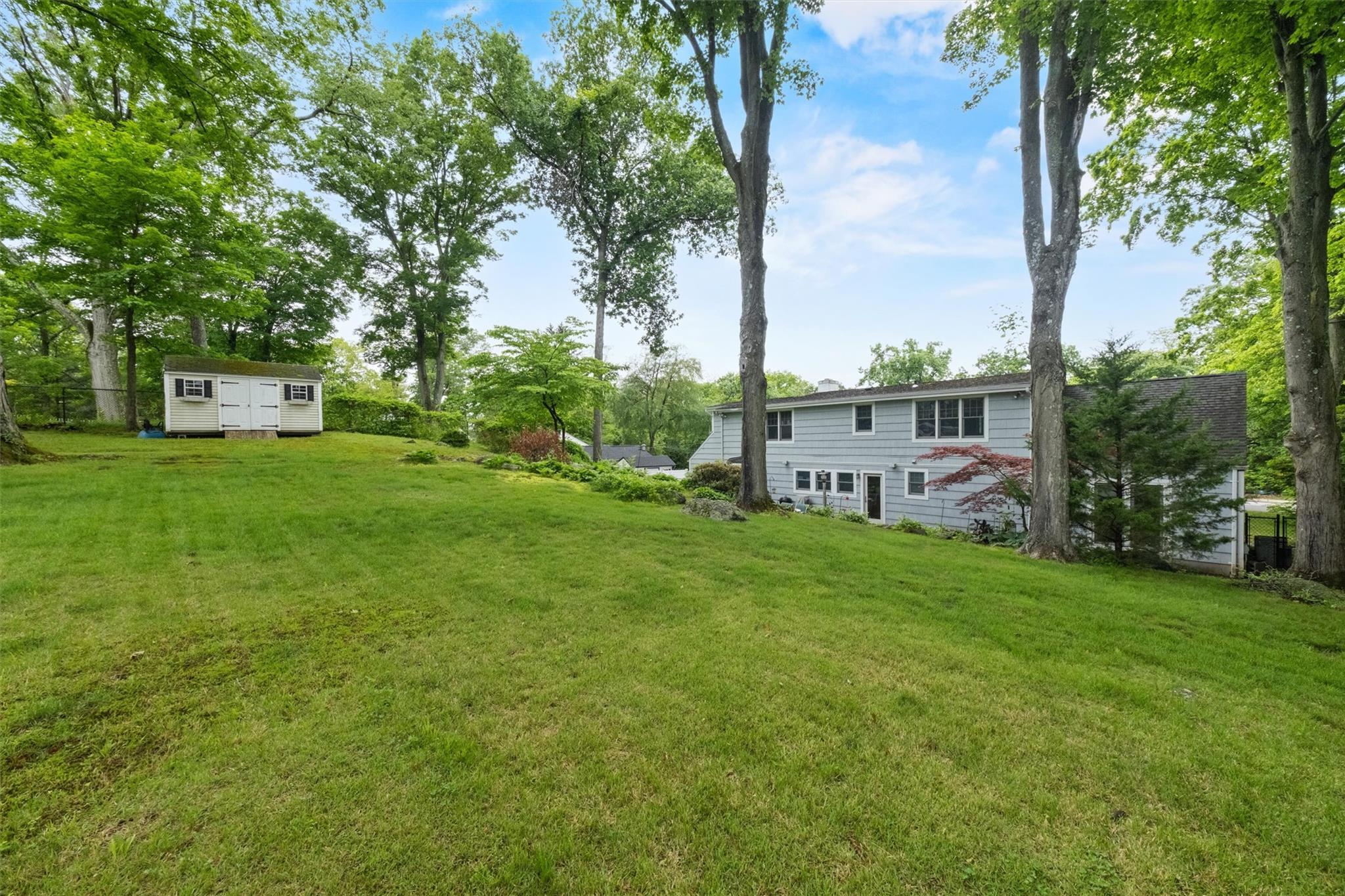 Single Family Hughes  Westchester County, NY 10520, MLS-872686-41
