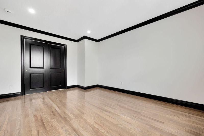 Single Family Vinton  Nassau County, NY 11561, MLS-872692-15