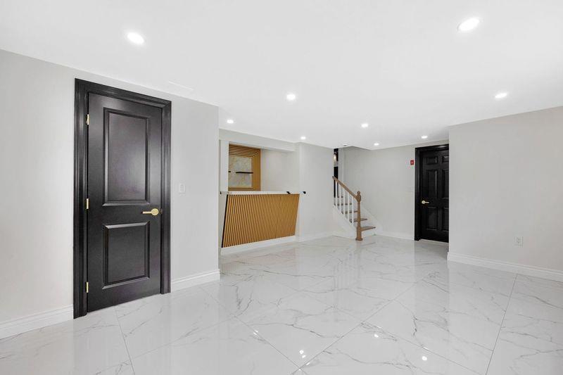 Single Family Vinton  Nassau County, NY 11561, MLS-872692-19