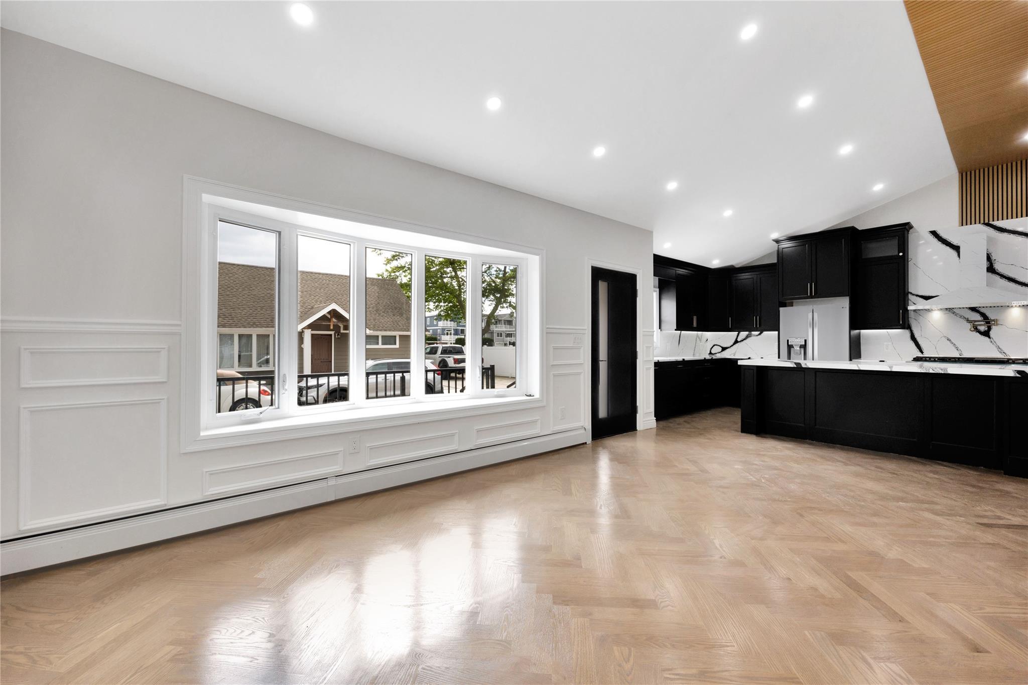 Single Family Vinton  Nassau County, NY 11561, MLS-872692-5