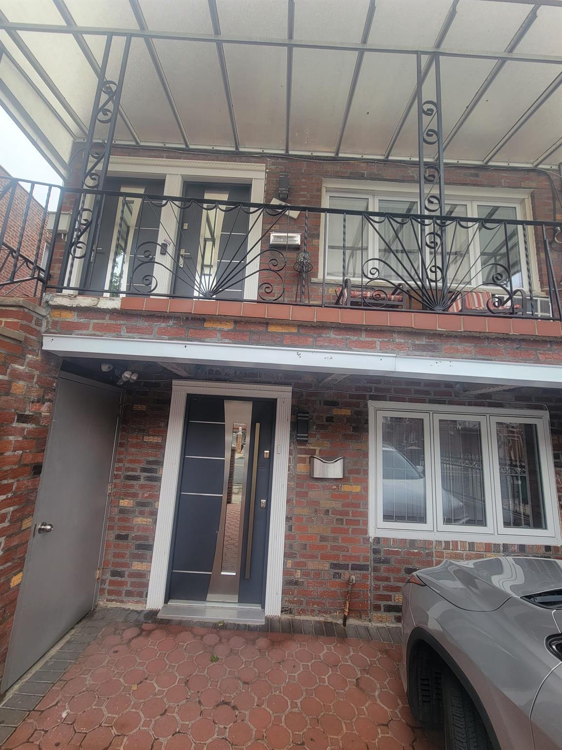 Single Family Paerdegat 3rd  Brooklyn, NY 11263, MLS-872700-5