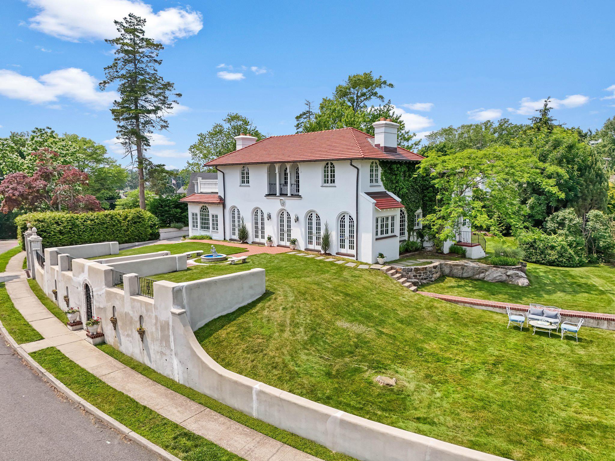 Single Family Alda  Westchester County, NY 10543, MLS-872703-3