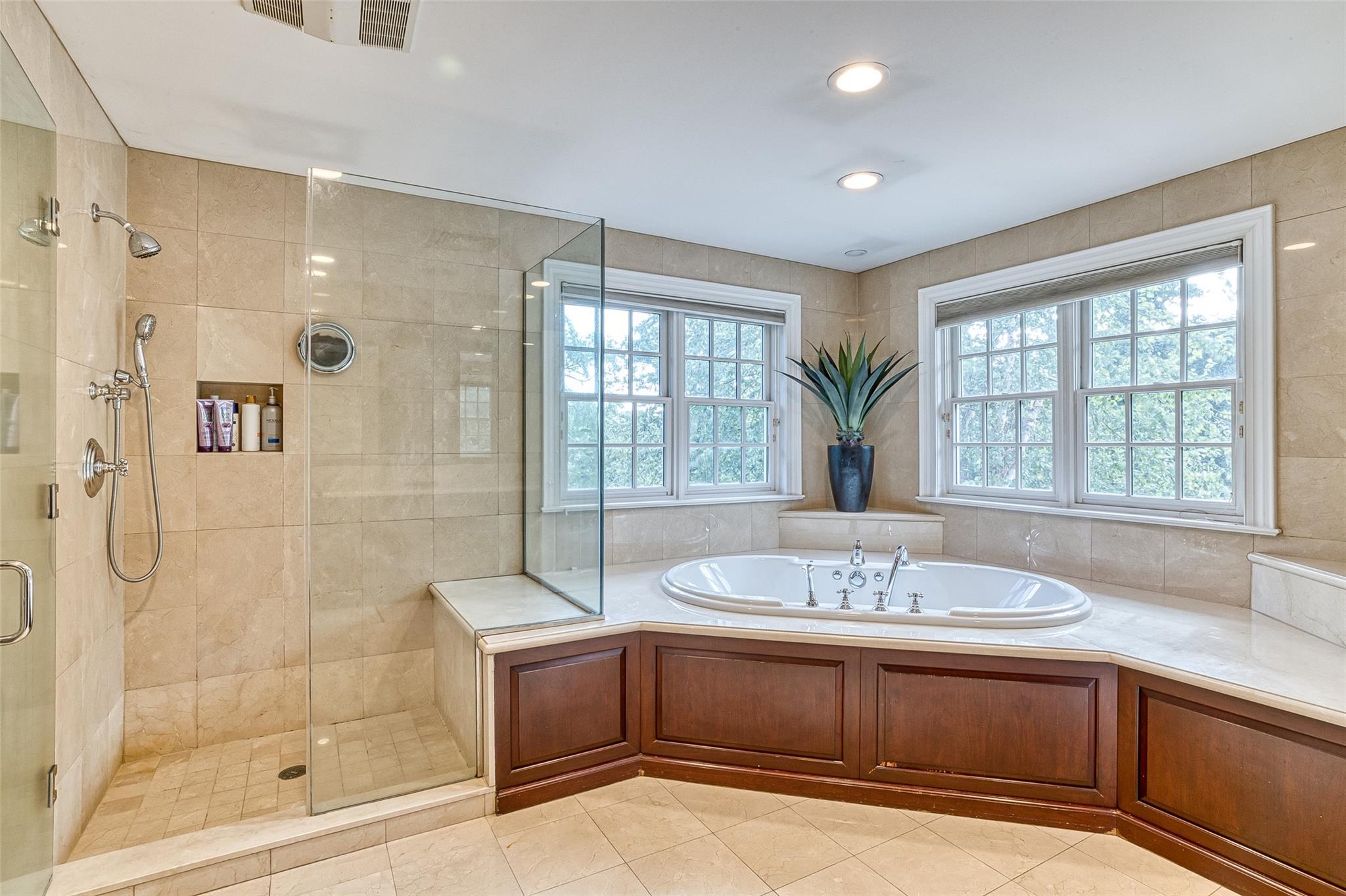 Single Family Stream  Nassau County, NY 11024, MLS-872727-22