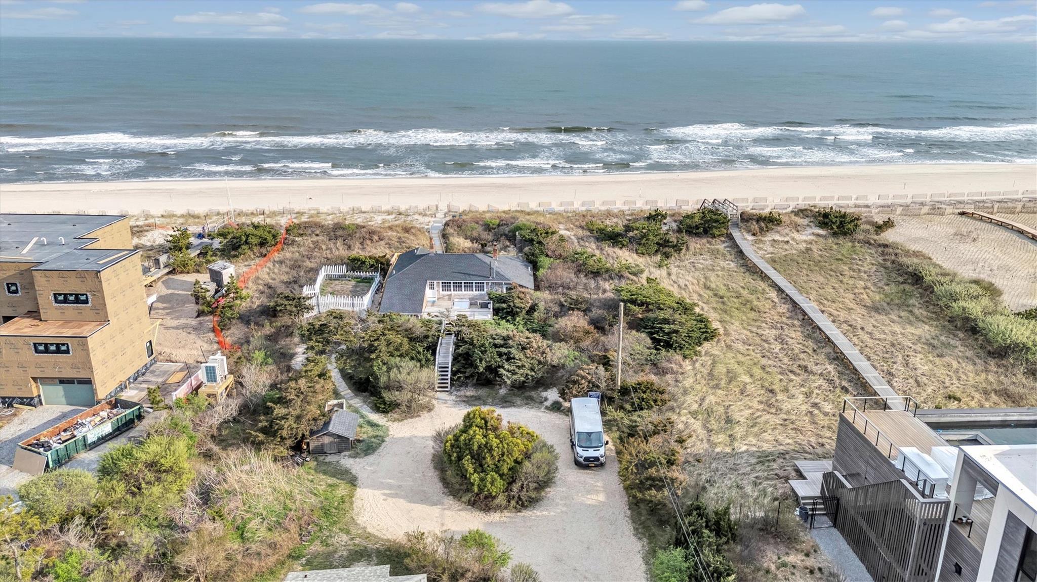 Single Family Dune  Suffolk County, NY 11959, MLS-872734-25