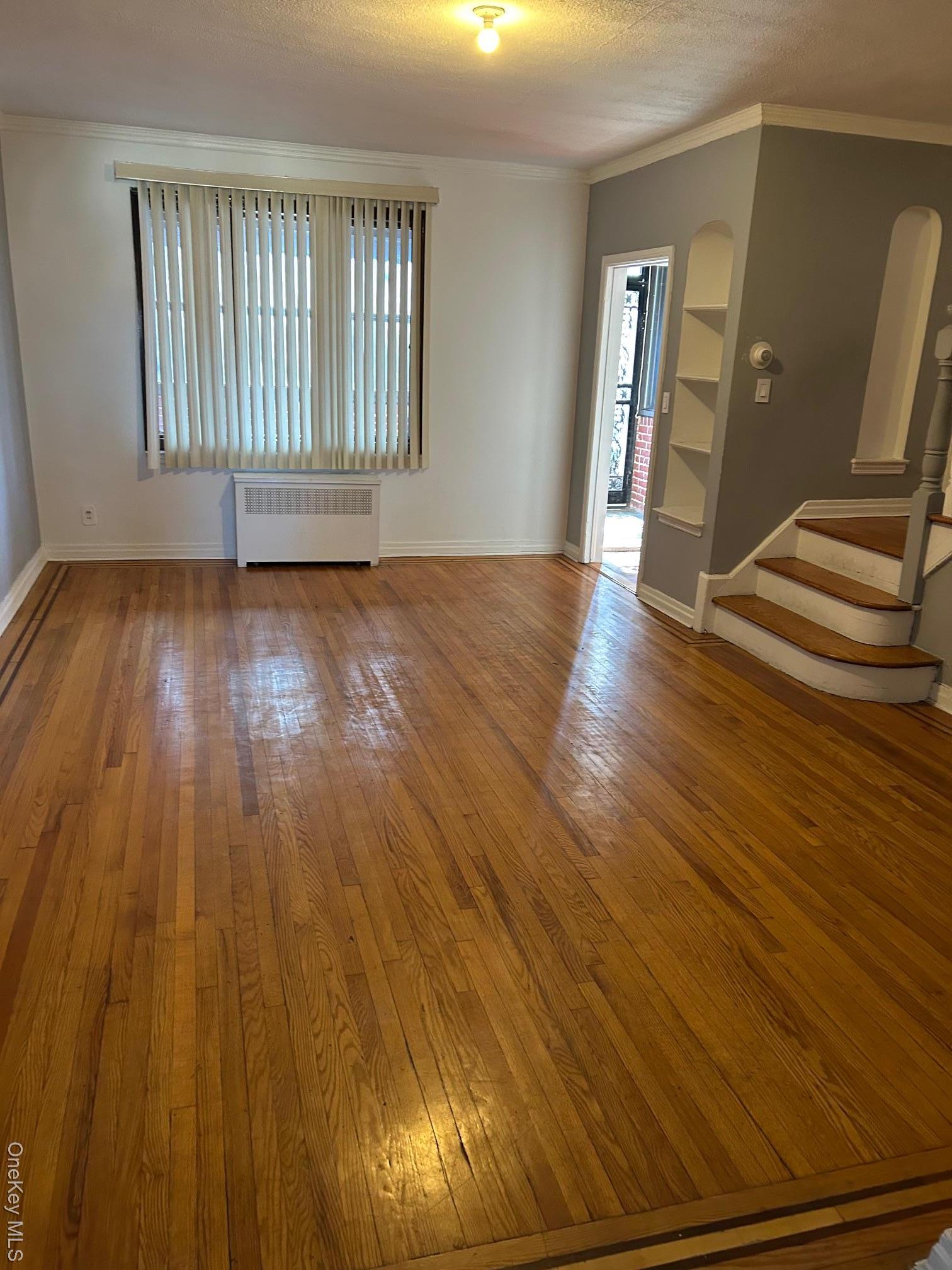 Single Family Alderton  Queens, NY 11374, MLS-872769-8