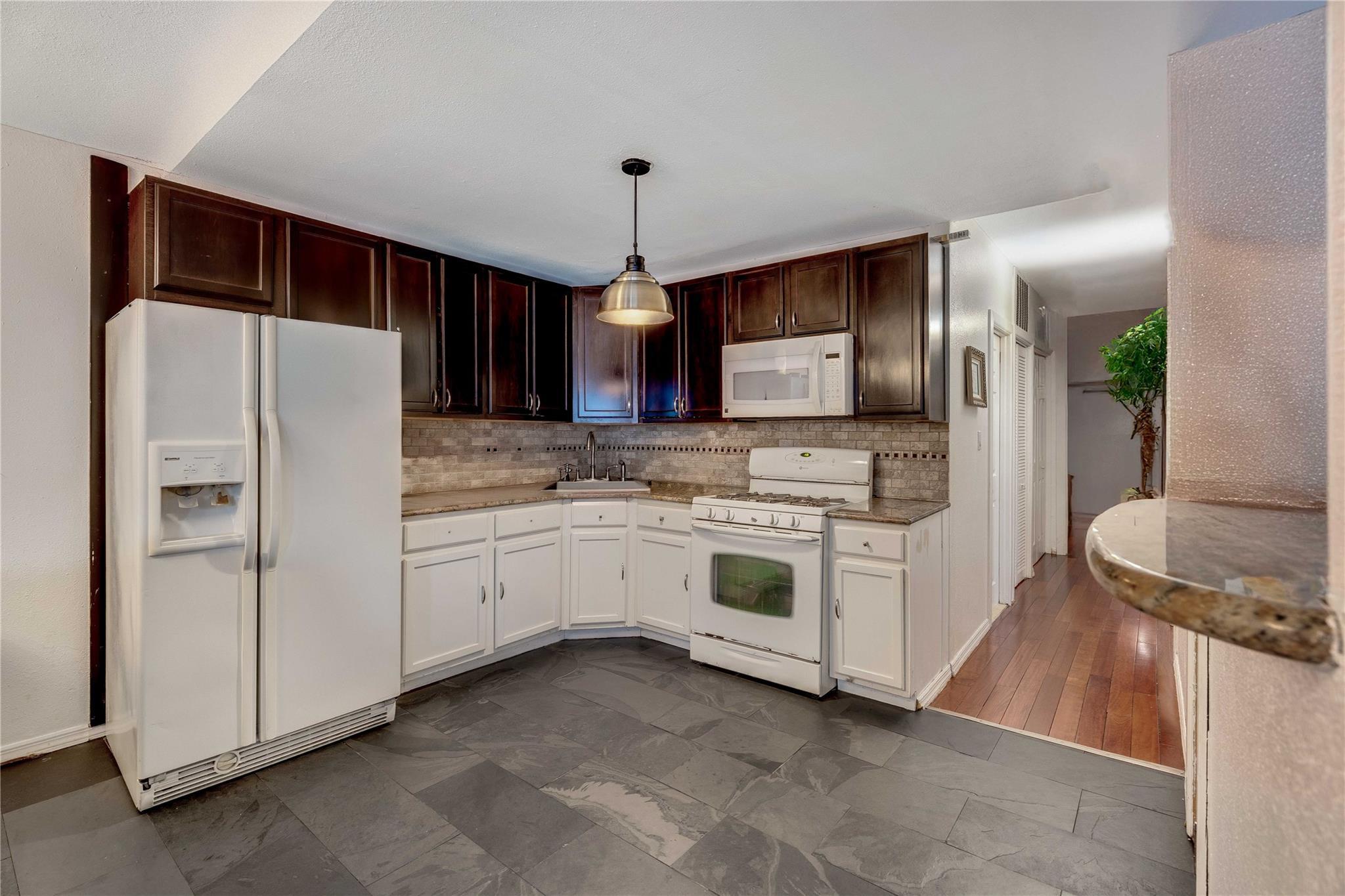 Single Family Homer  Bronx, NY 10473, MLS-872782-4