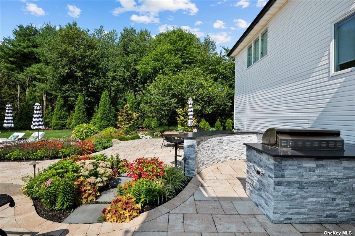 Single Family Landing  Suffolk County, NY 11746, MLS-872783-32
