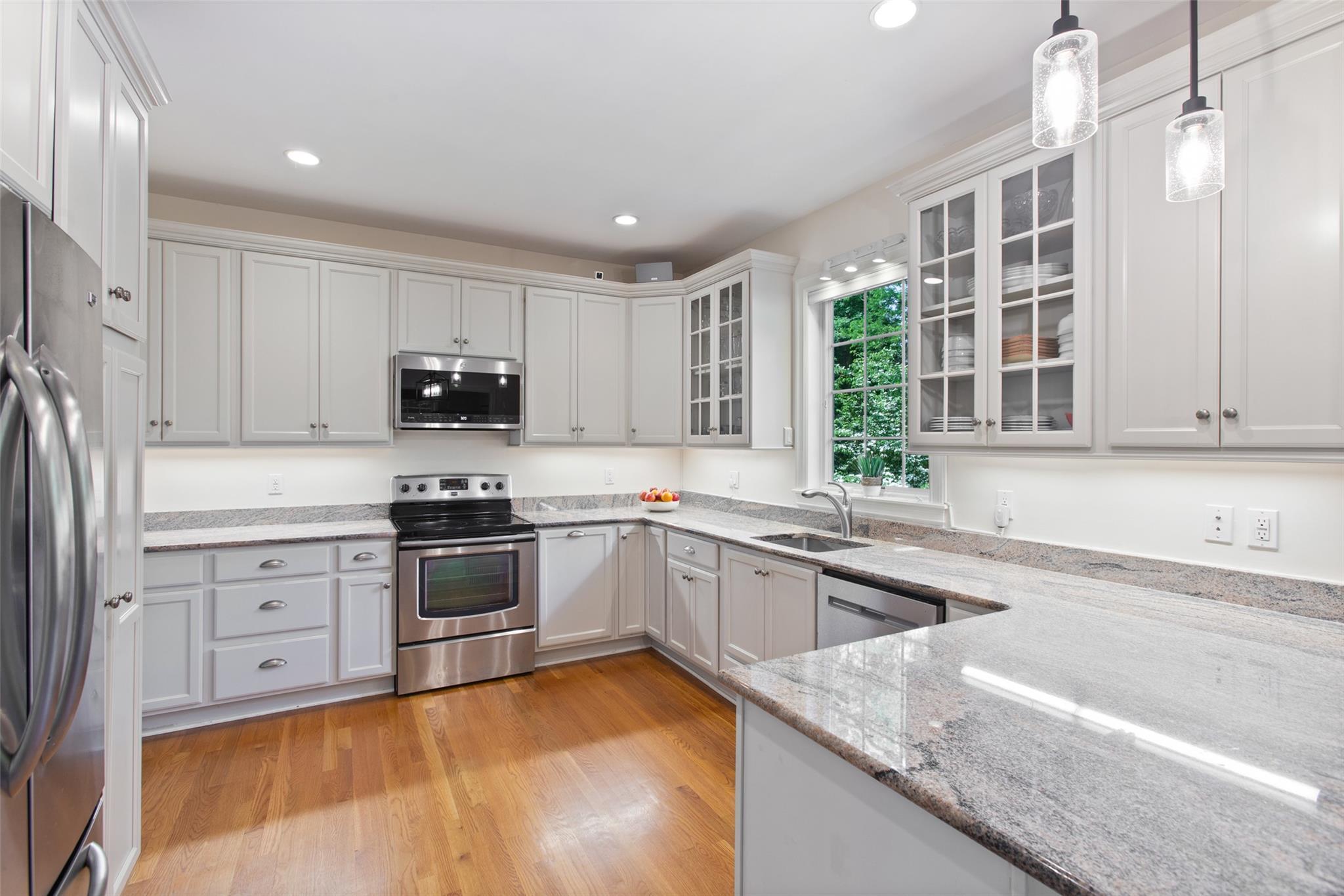 Single Family Pleasant  Westchester County, NY 10536, MLS-872796-10