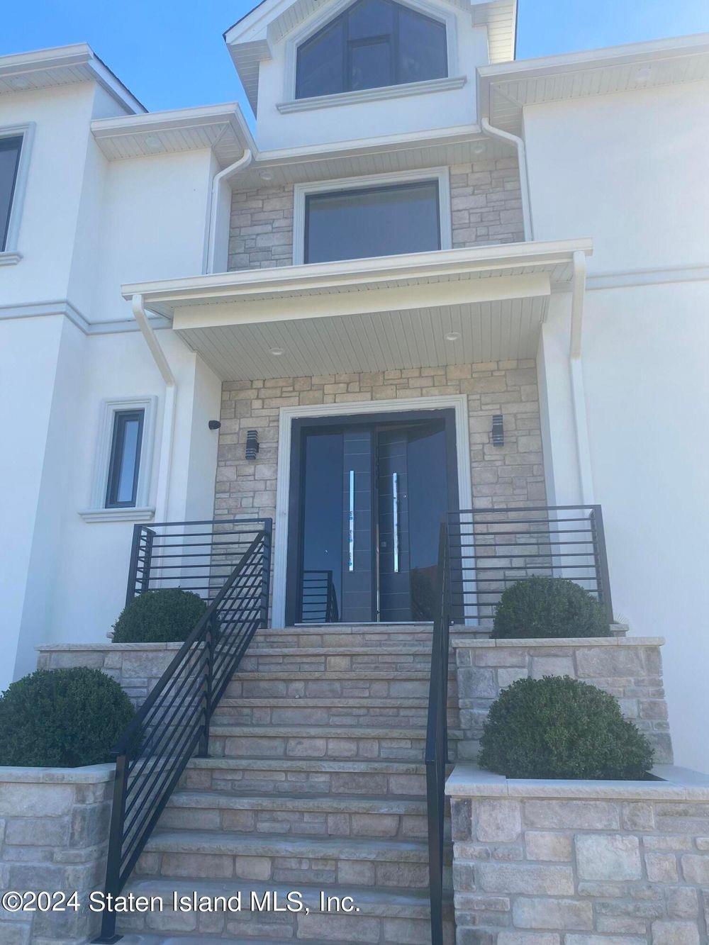 Single Family Ottavio  Staten Island, NY 10307, MLS-872803-3
