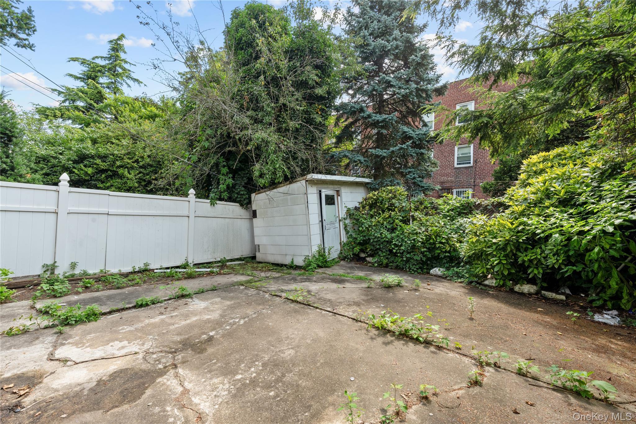 Single Family Paerdegat 1st  Brooklyn, NY 11236, MLS-872813-24