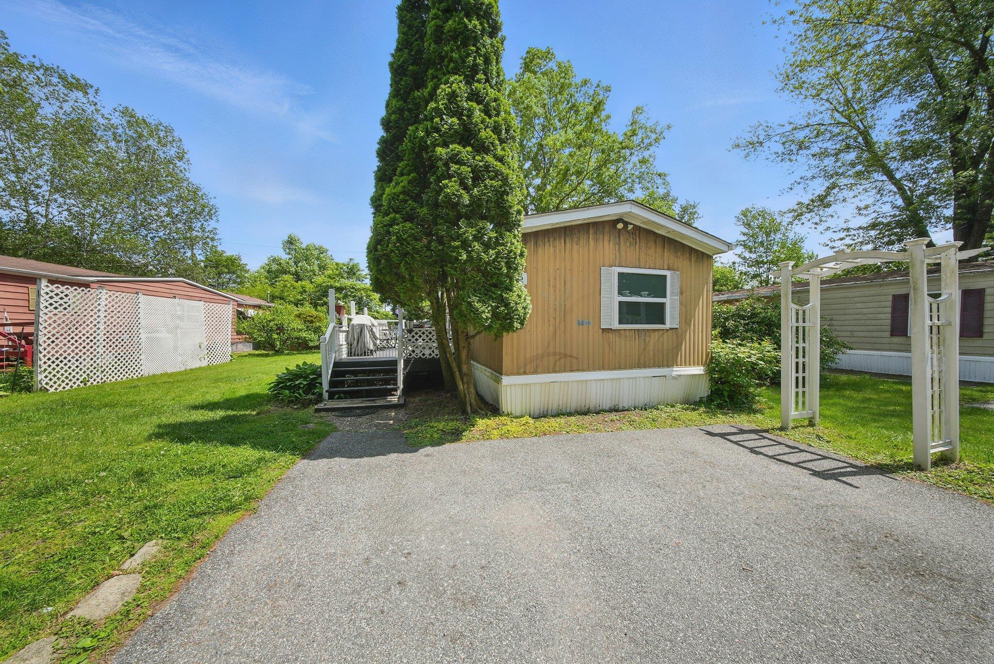 Single Family Oak  Sullivan County, NY 12721, MLS-872831-2