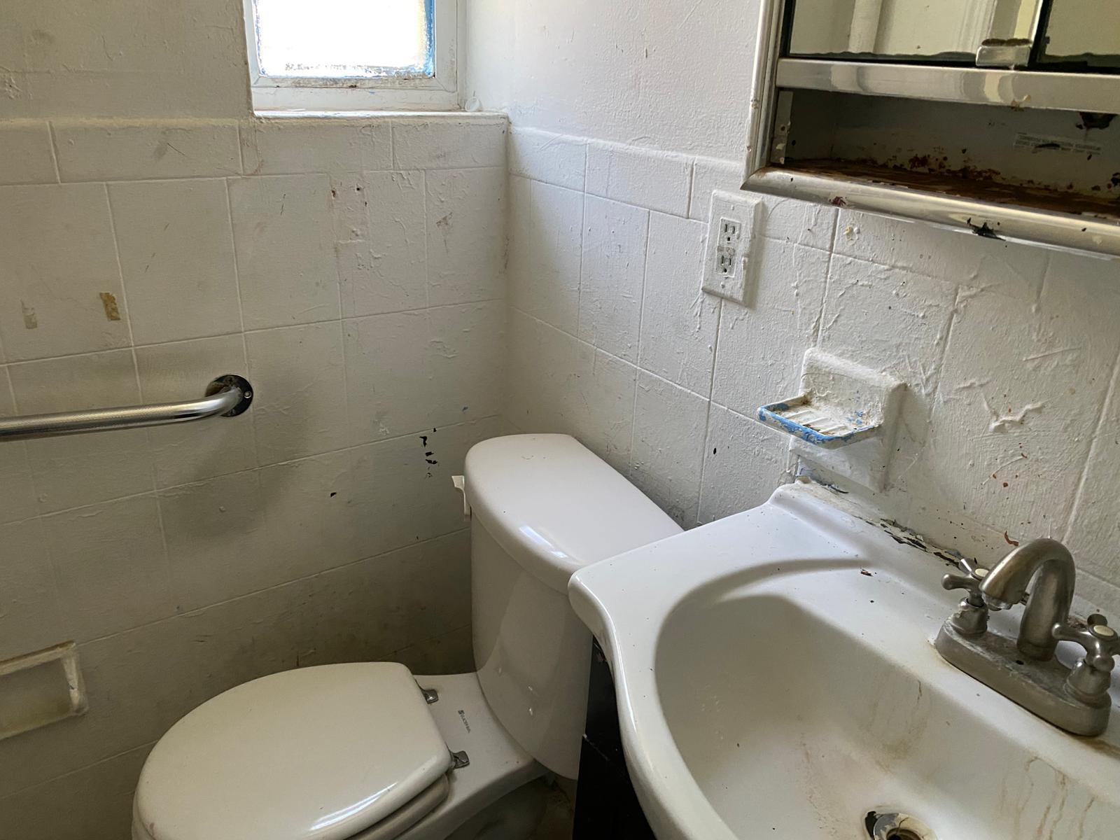 Commercial Sale Lincoln  Brooklyn, NY 11208, MLS-872835-11